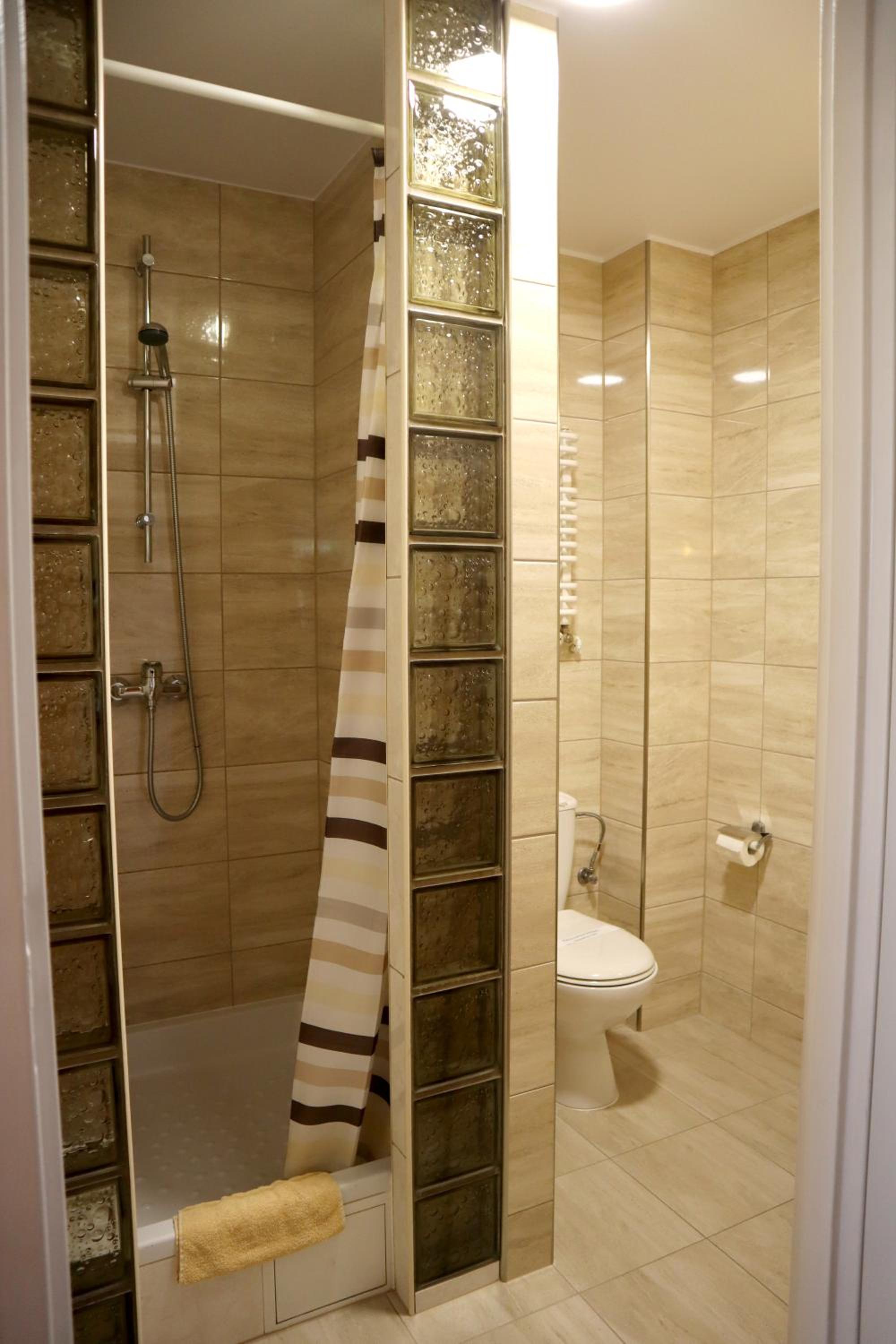 Twin Room - Photo 4