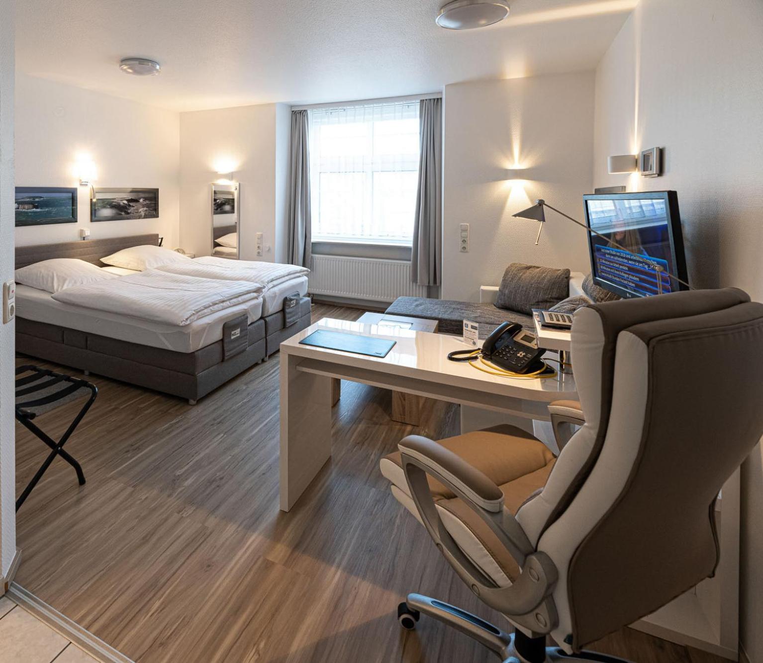 Deluxe Double Room photo 2