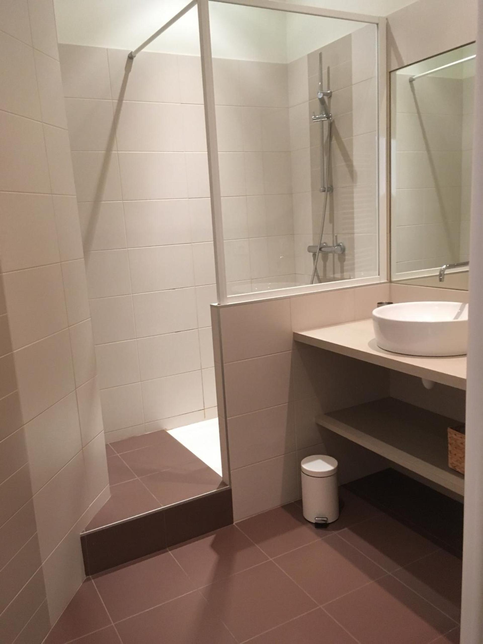 Apartment - Photo 9