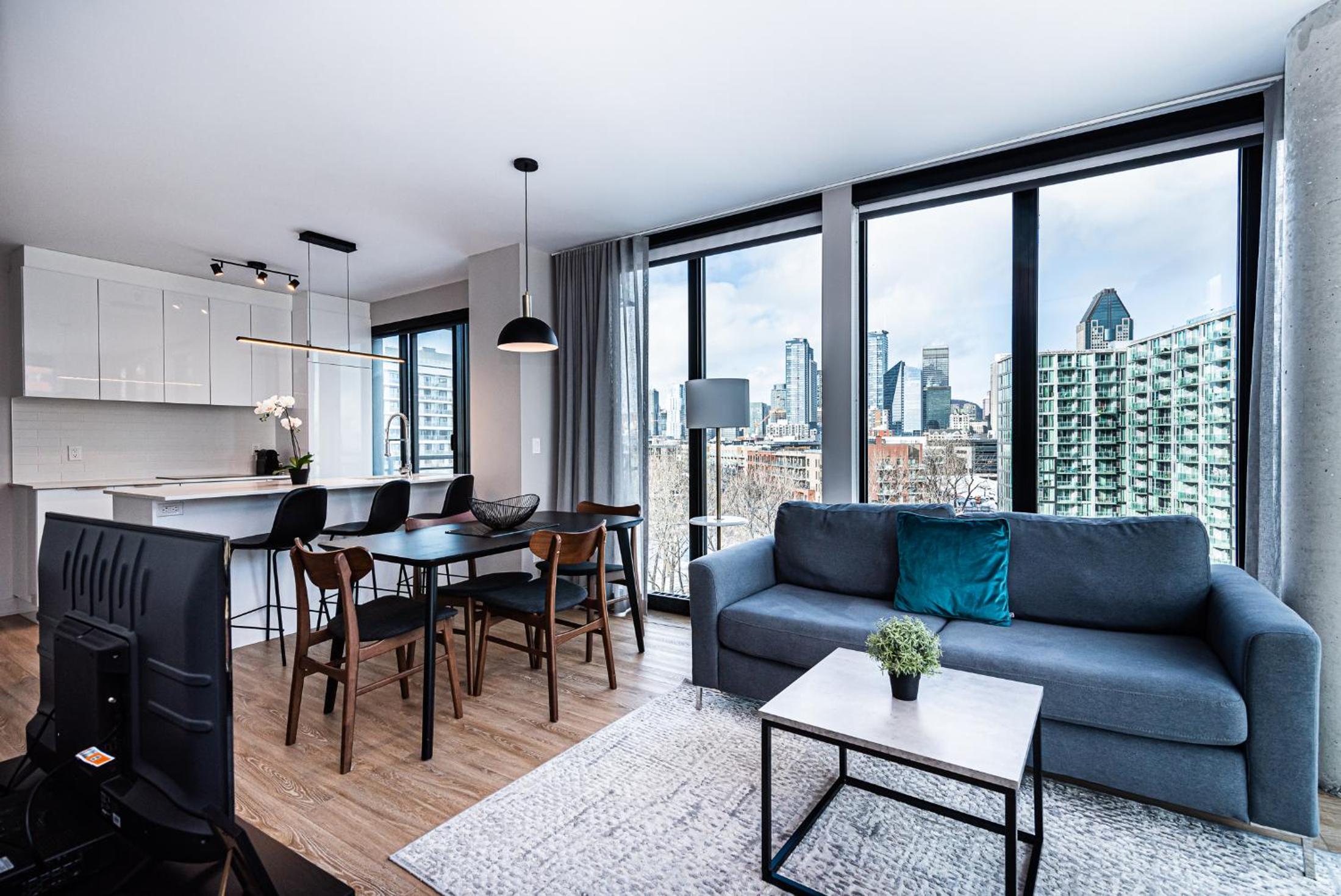 Premium Plus - City View - Photo 2