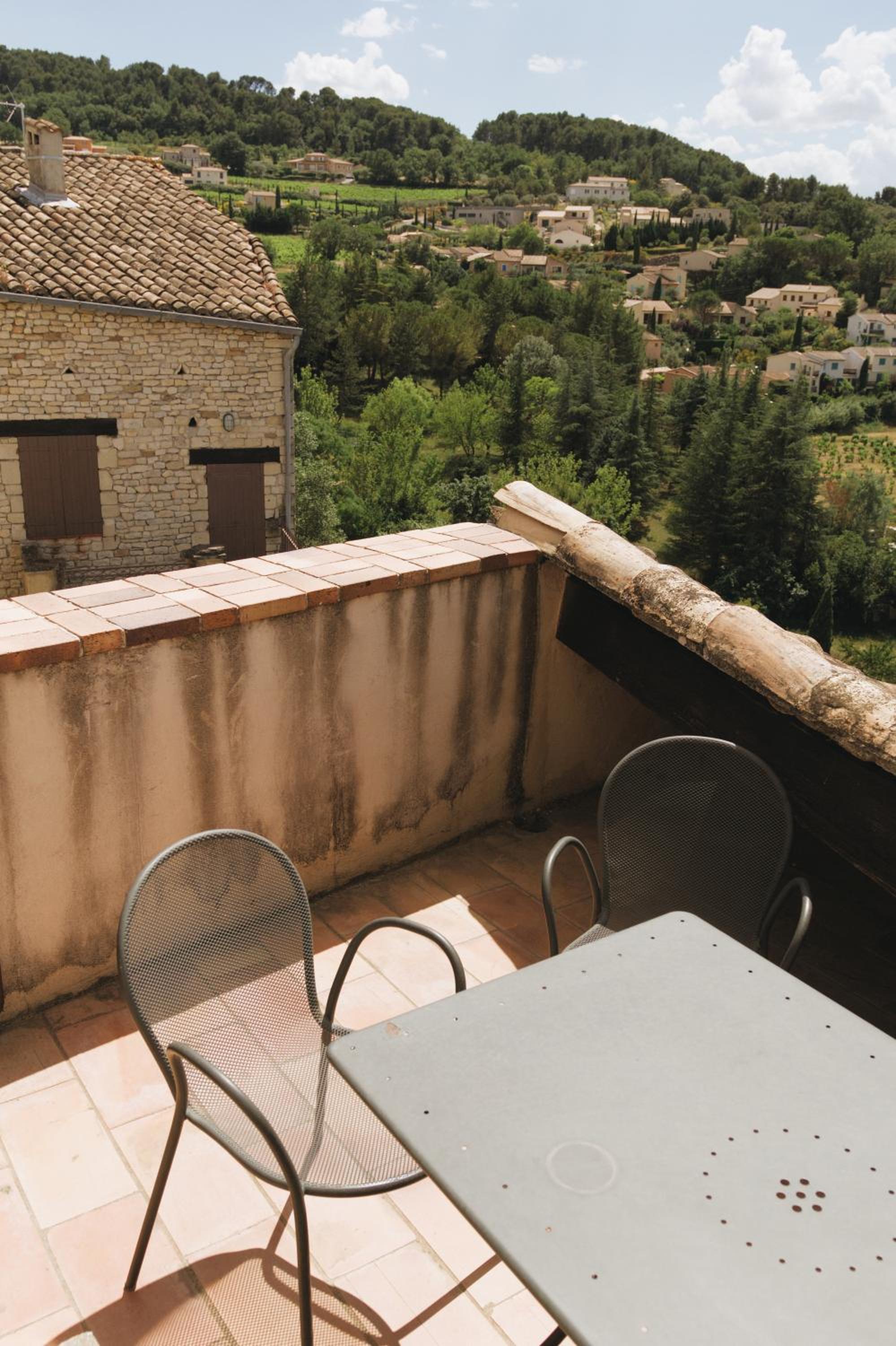 Apartment - Split Level - Photo 10