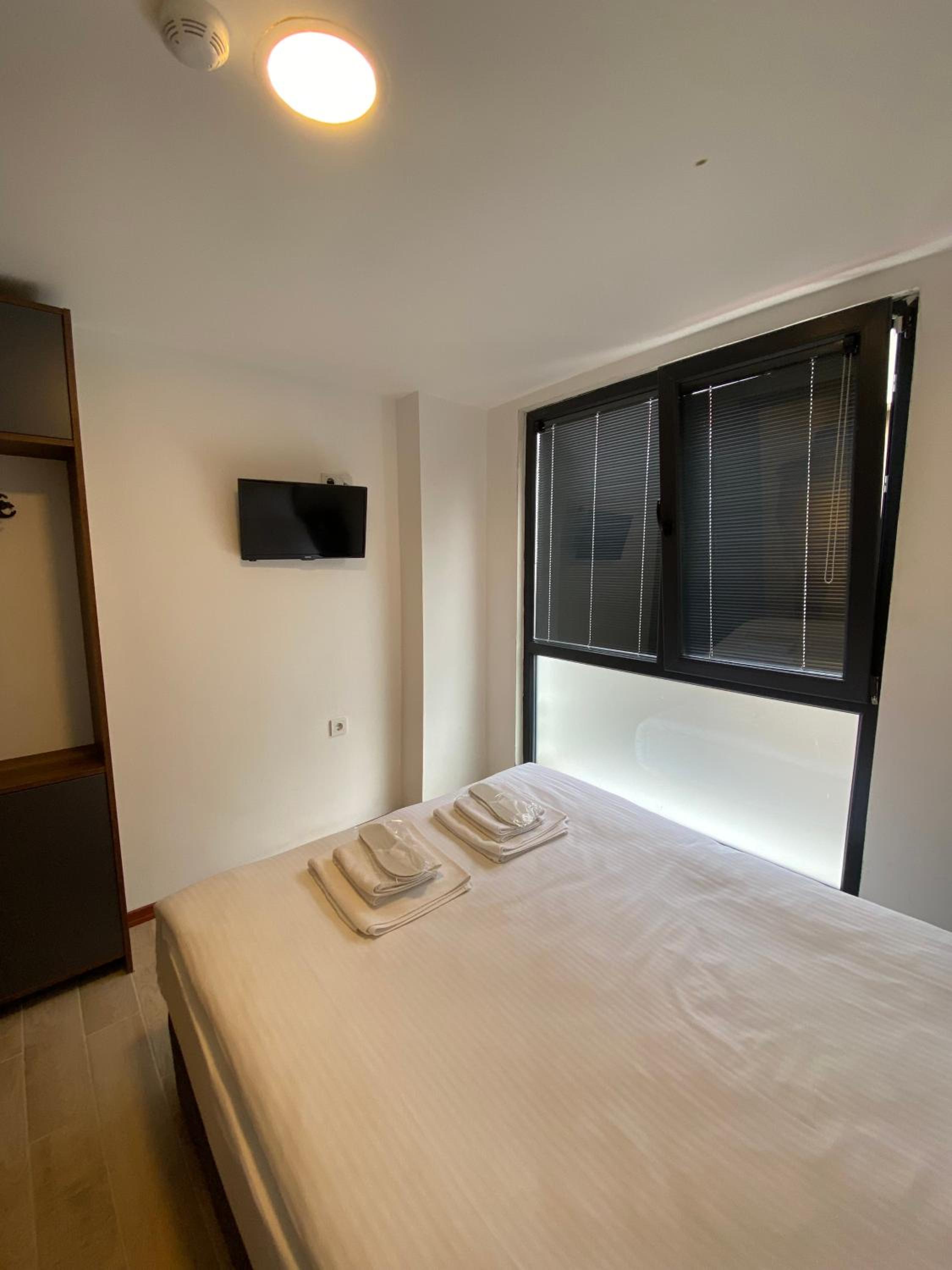 Deluxe Single Room