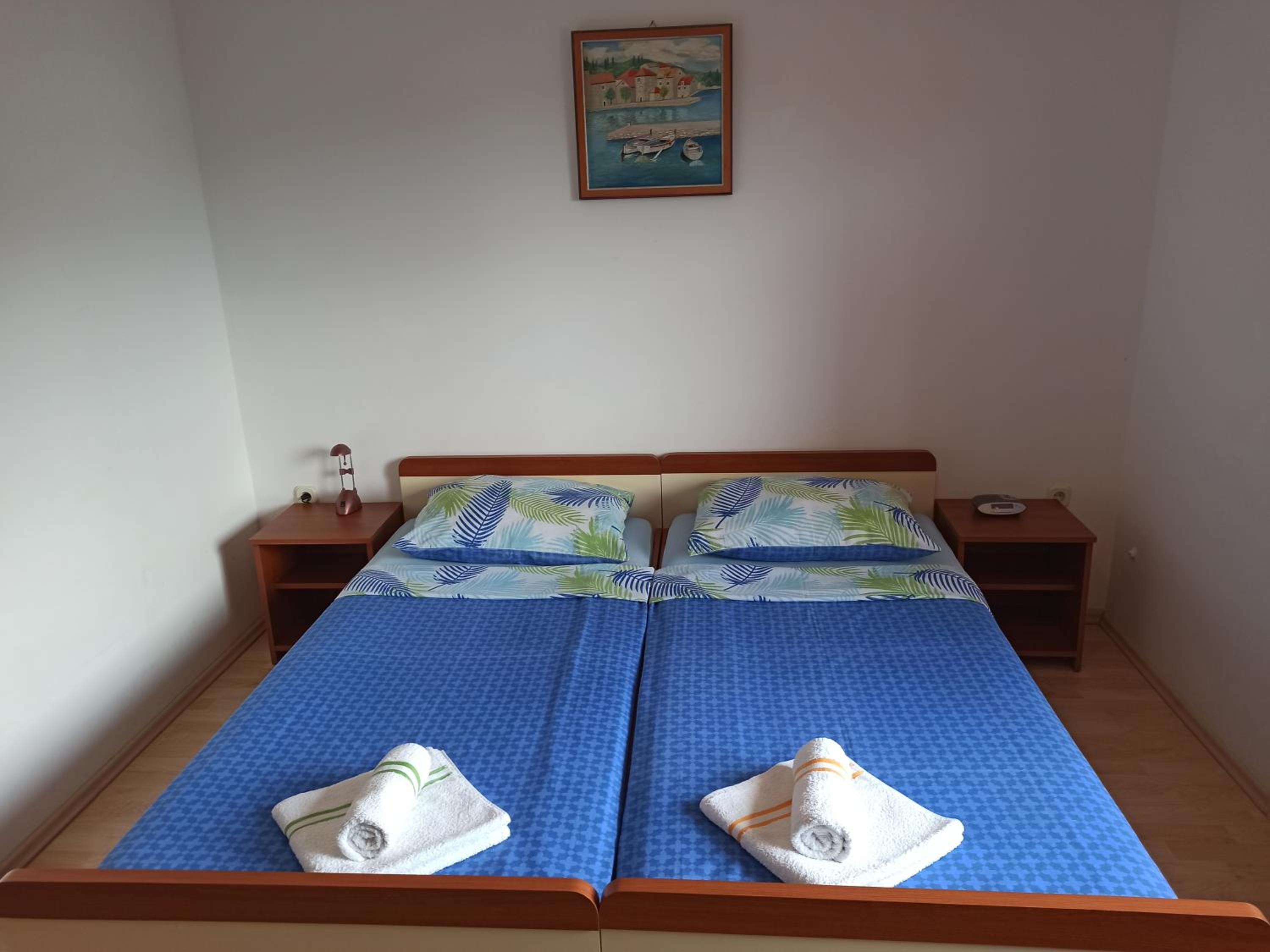 One-Bedroom Apartment with Balcony photo 3