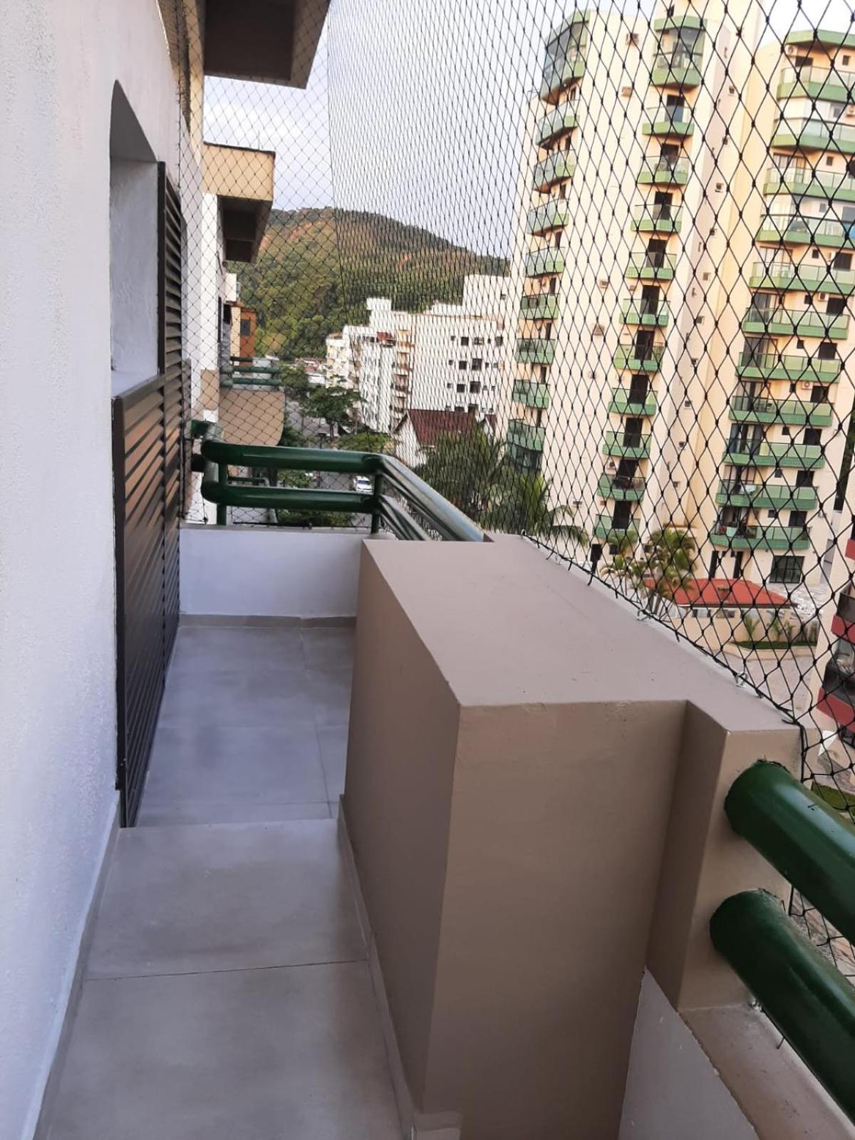Penthouse Apartment - Photo 34