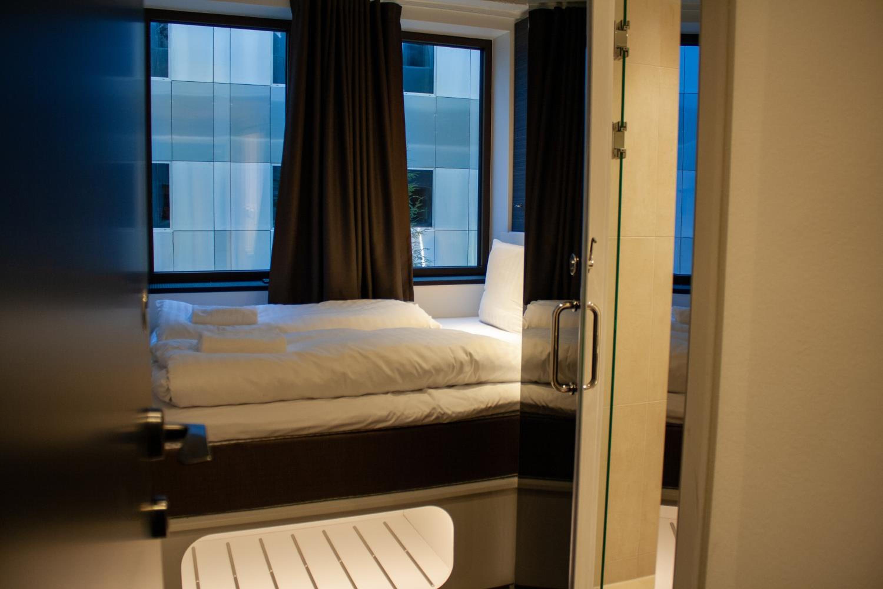 Double Room - Photo 8