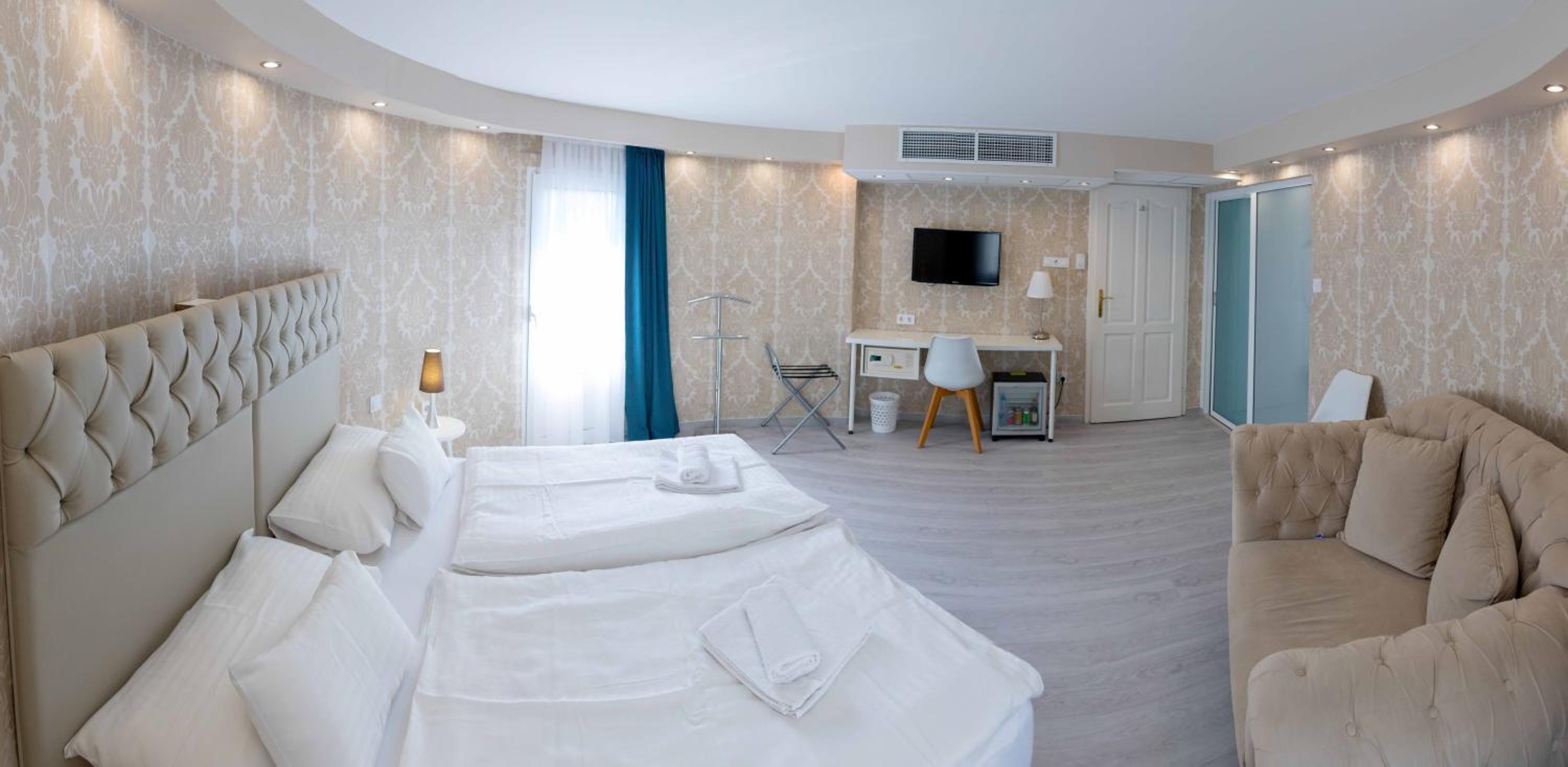Suite - Photo 3