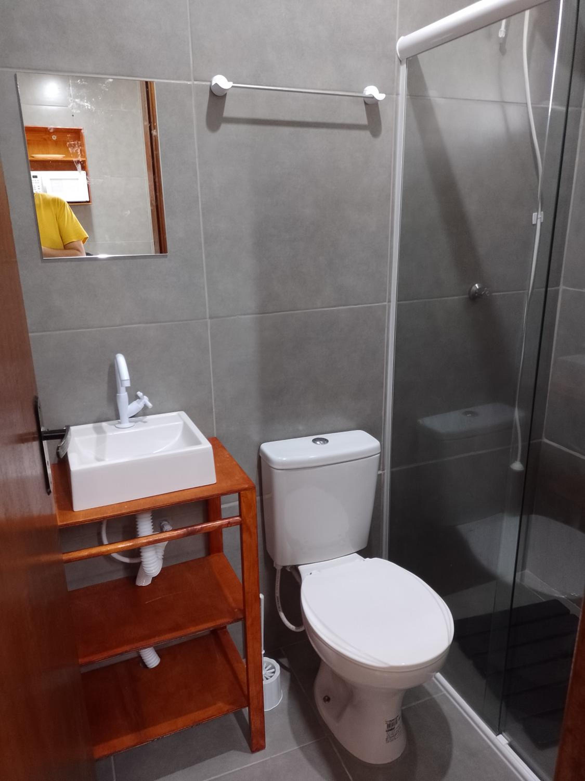 One-Bedroom Apartment - Photo 3
