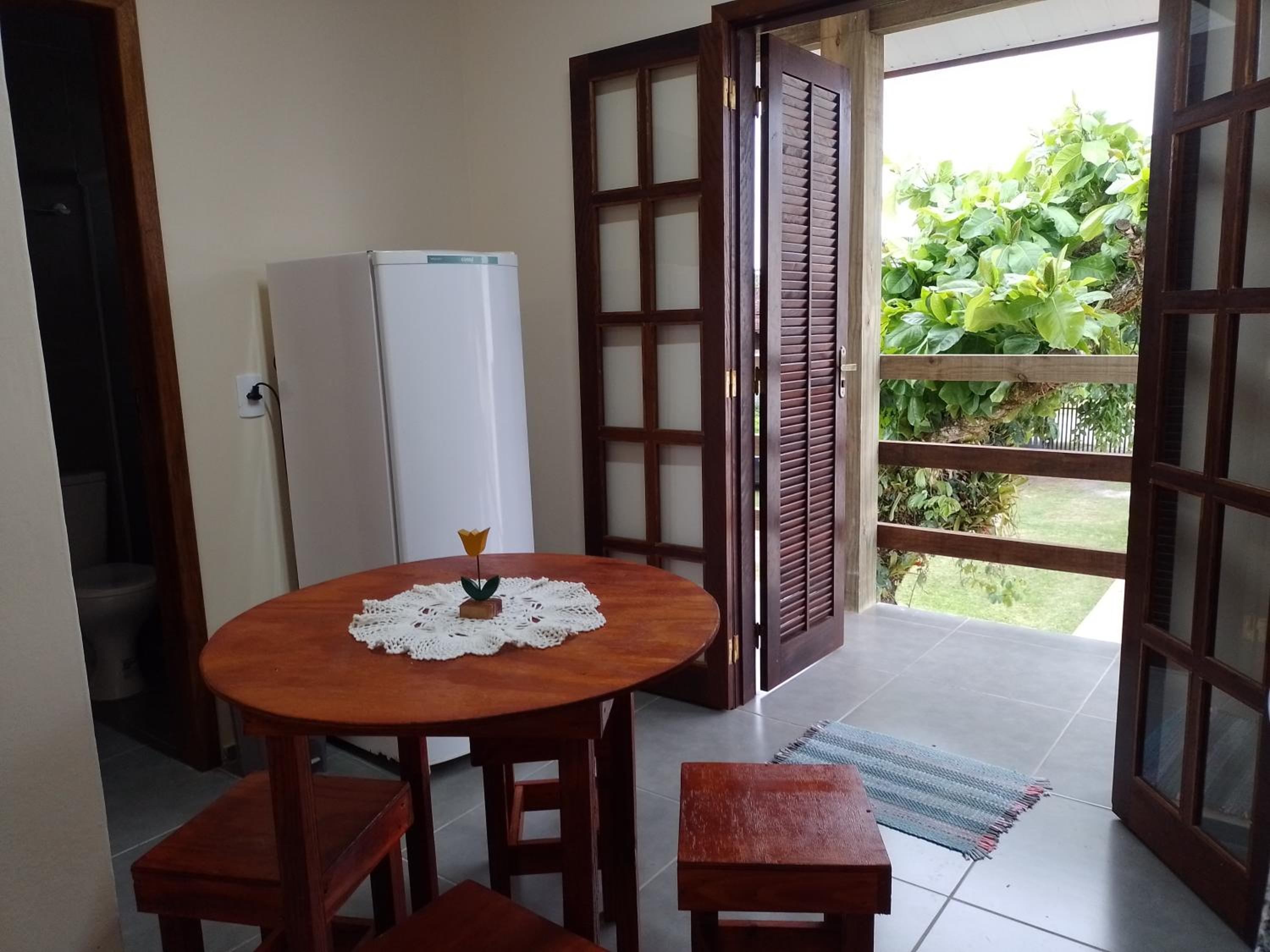 One-Bedroom Apartment - Photo 4