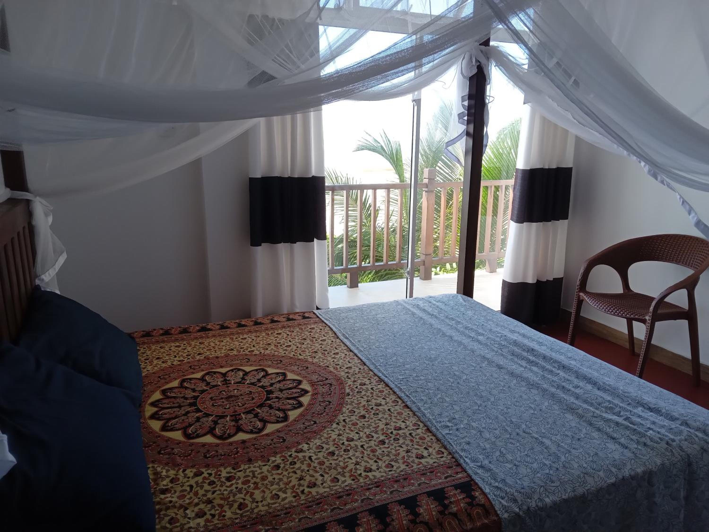Double Room with Private Bathroom photo 3