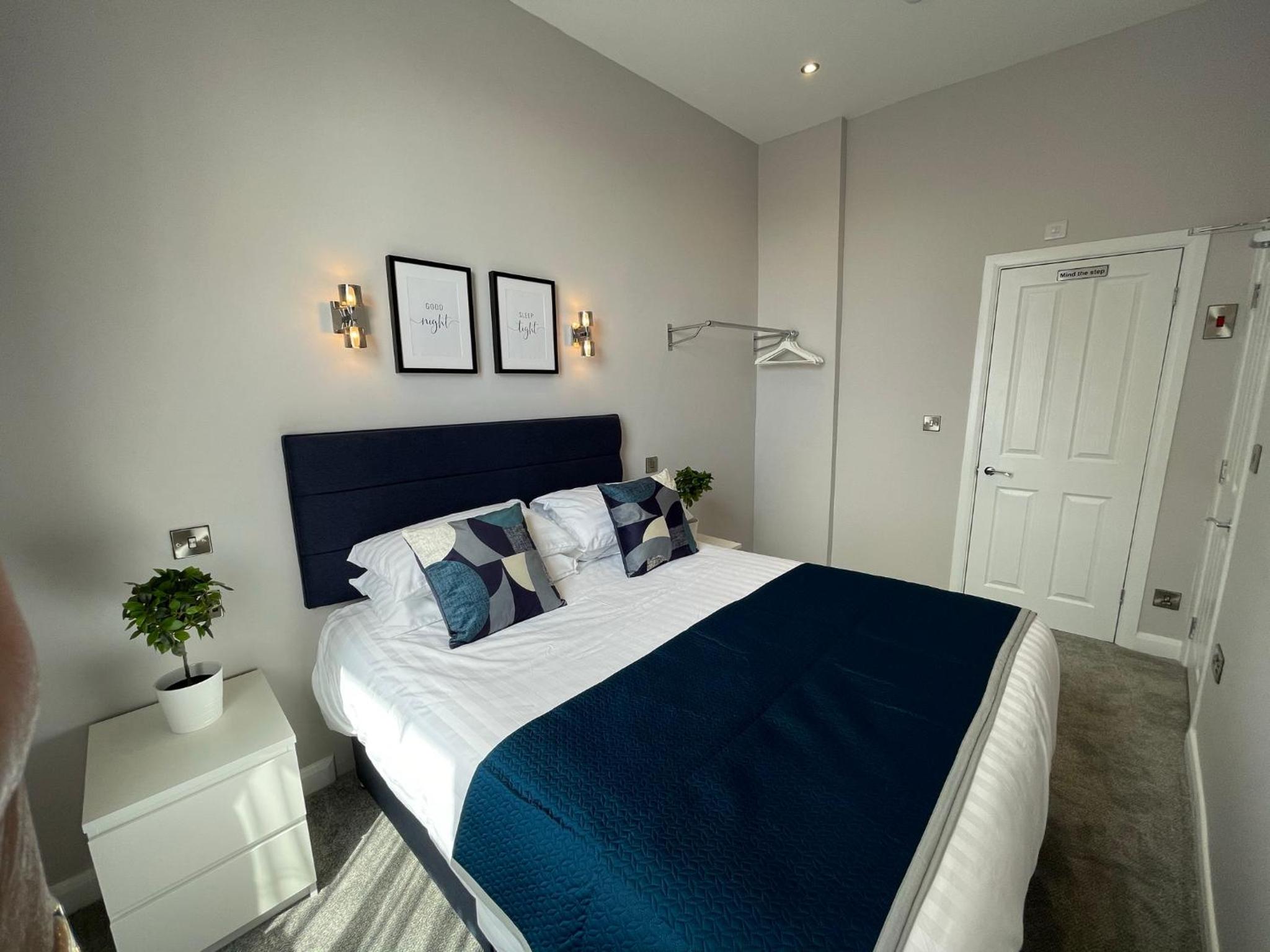 One Bedroom Apartment (Ground Floor) photo 2