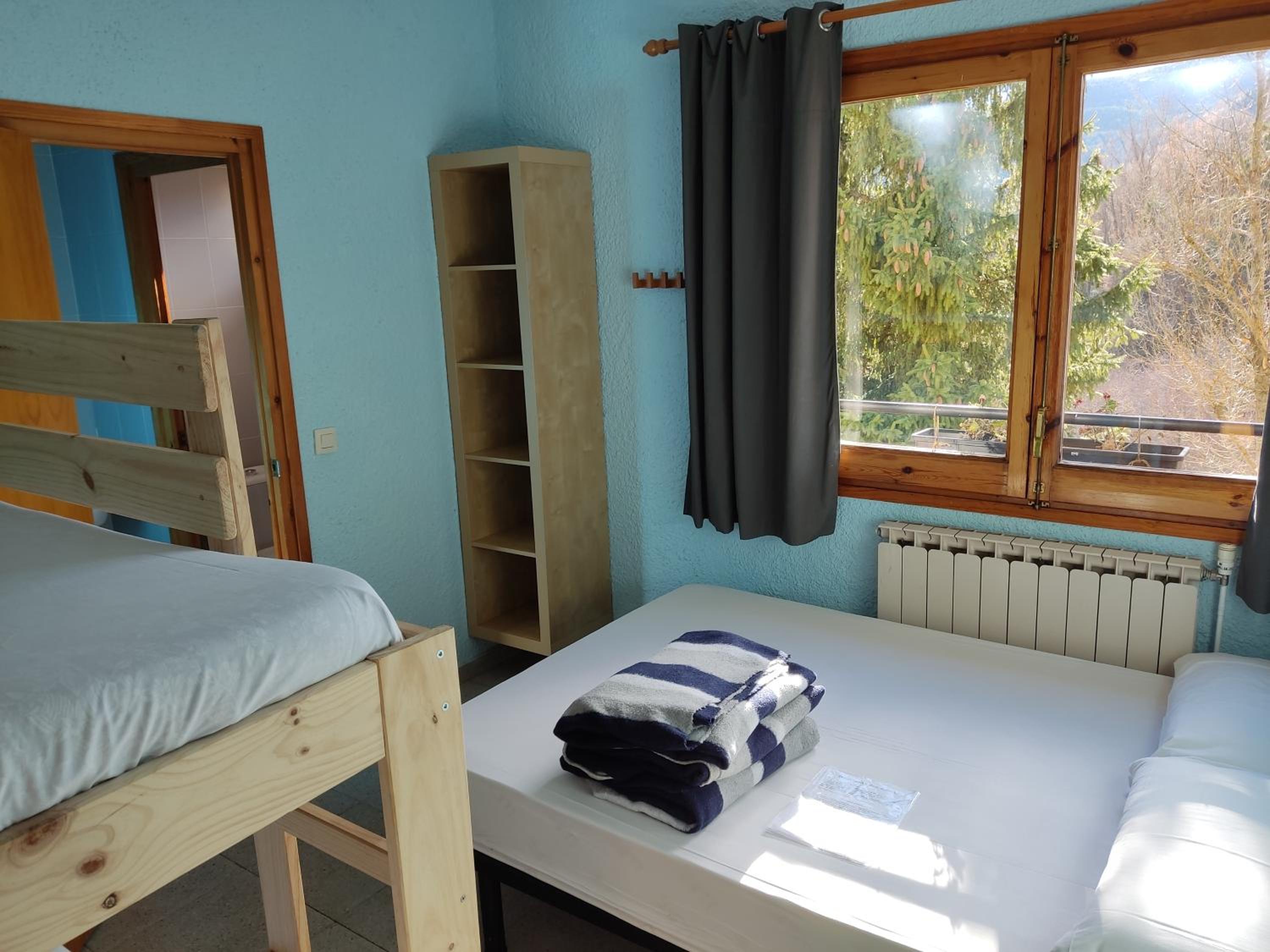 Habitación Cuádruple Con Baño Privado