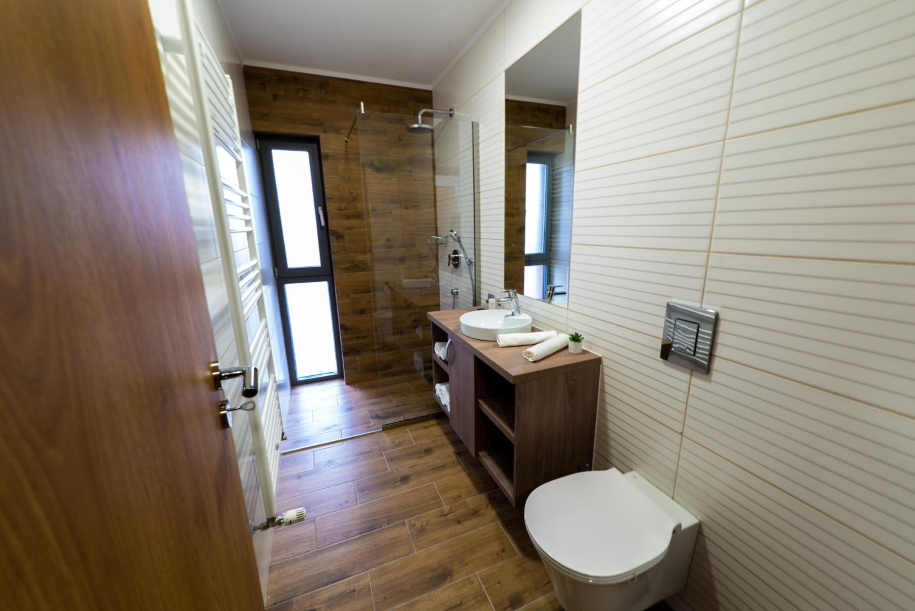 Double or Twin Room - Photo 5