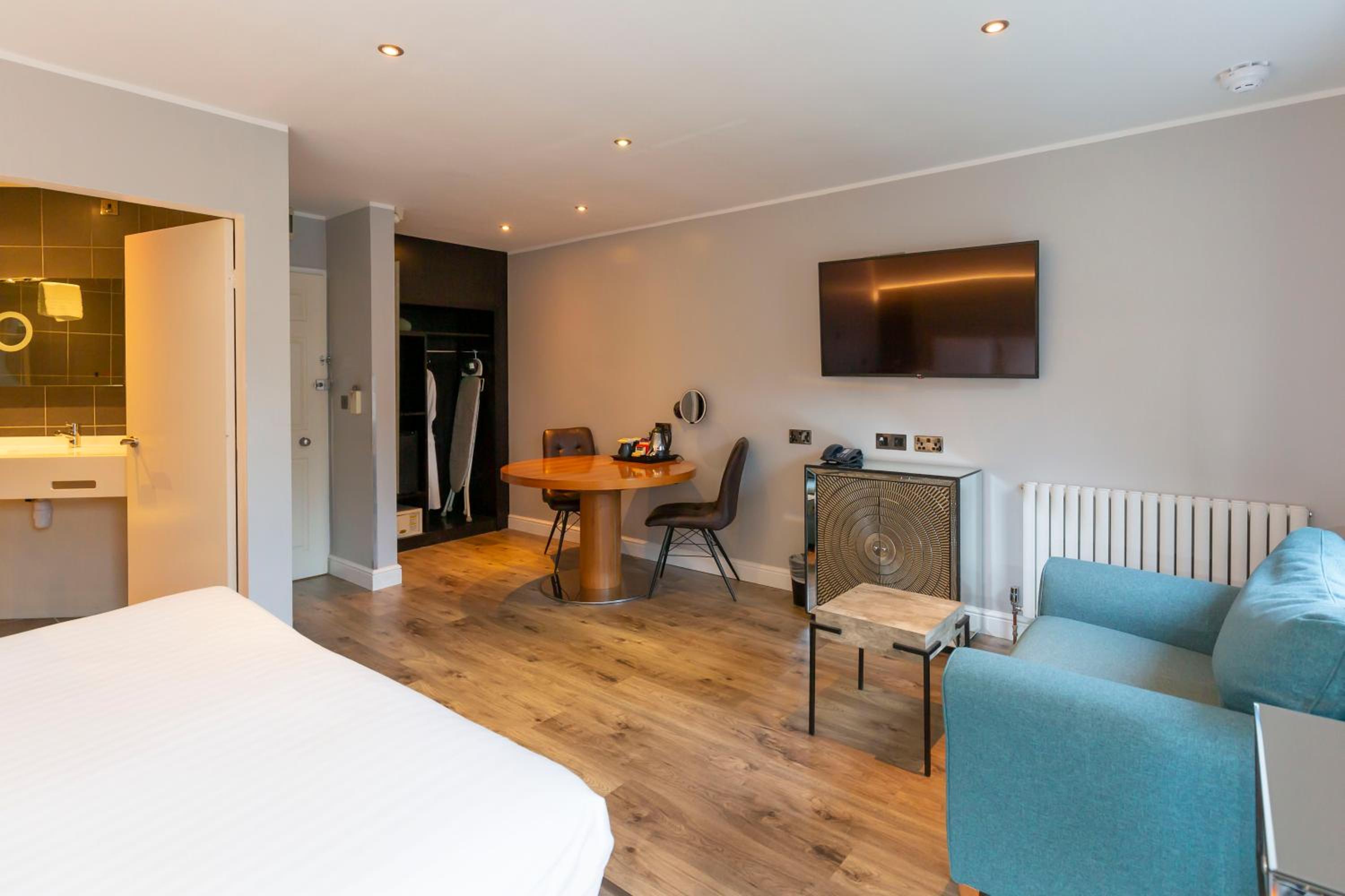 Executive Superior Room - Photo 14