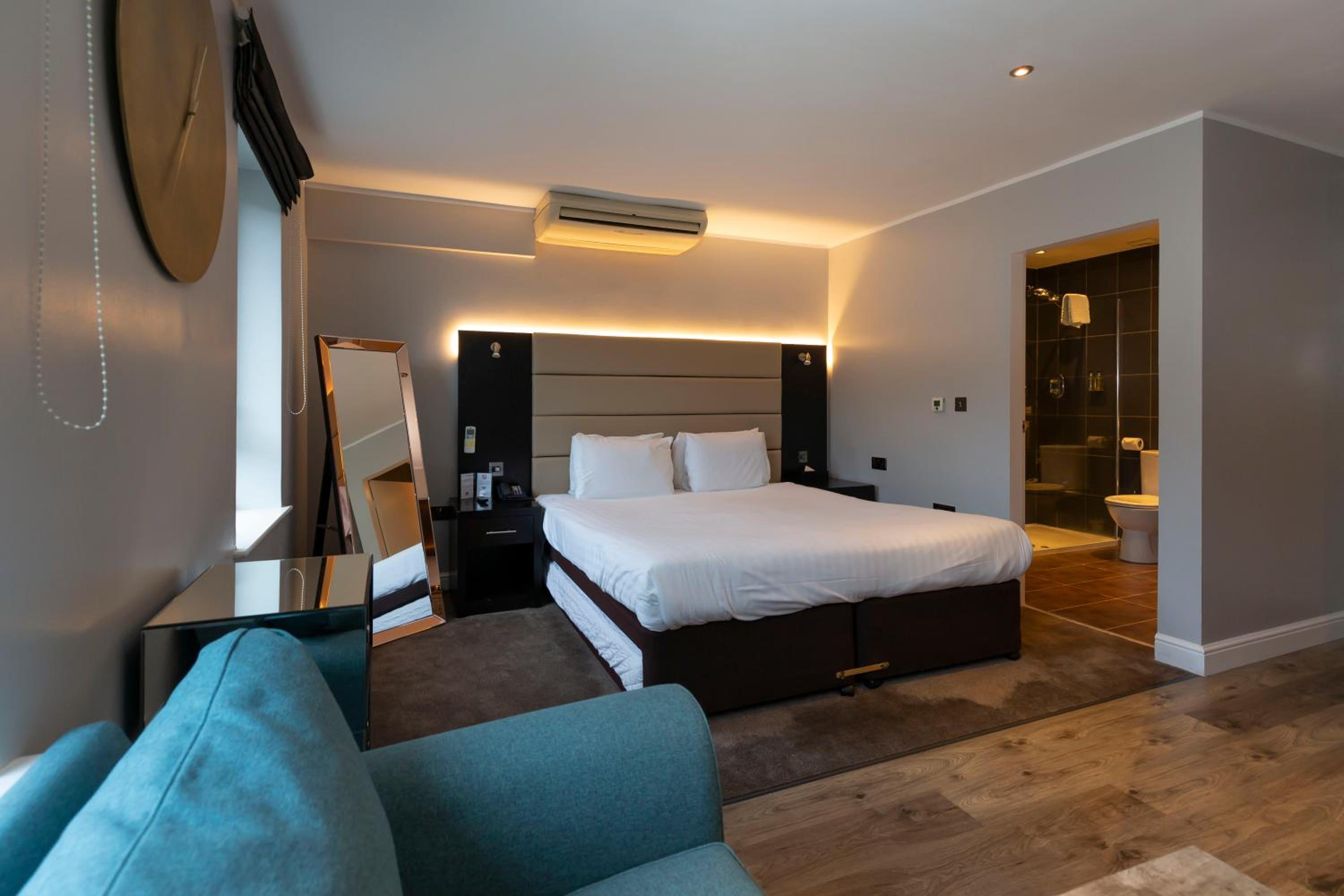 Executive Superior Room - Photo 15