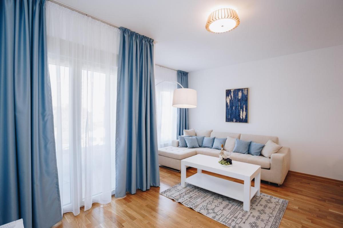 Studio Apartment with Sea View