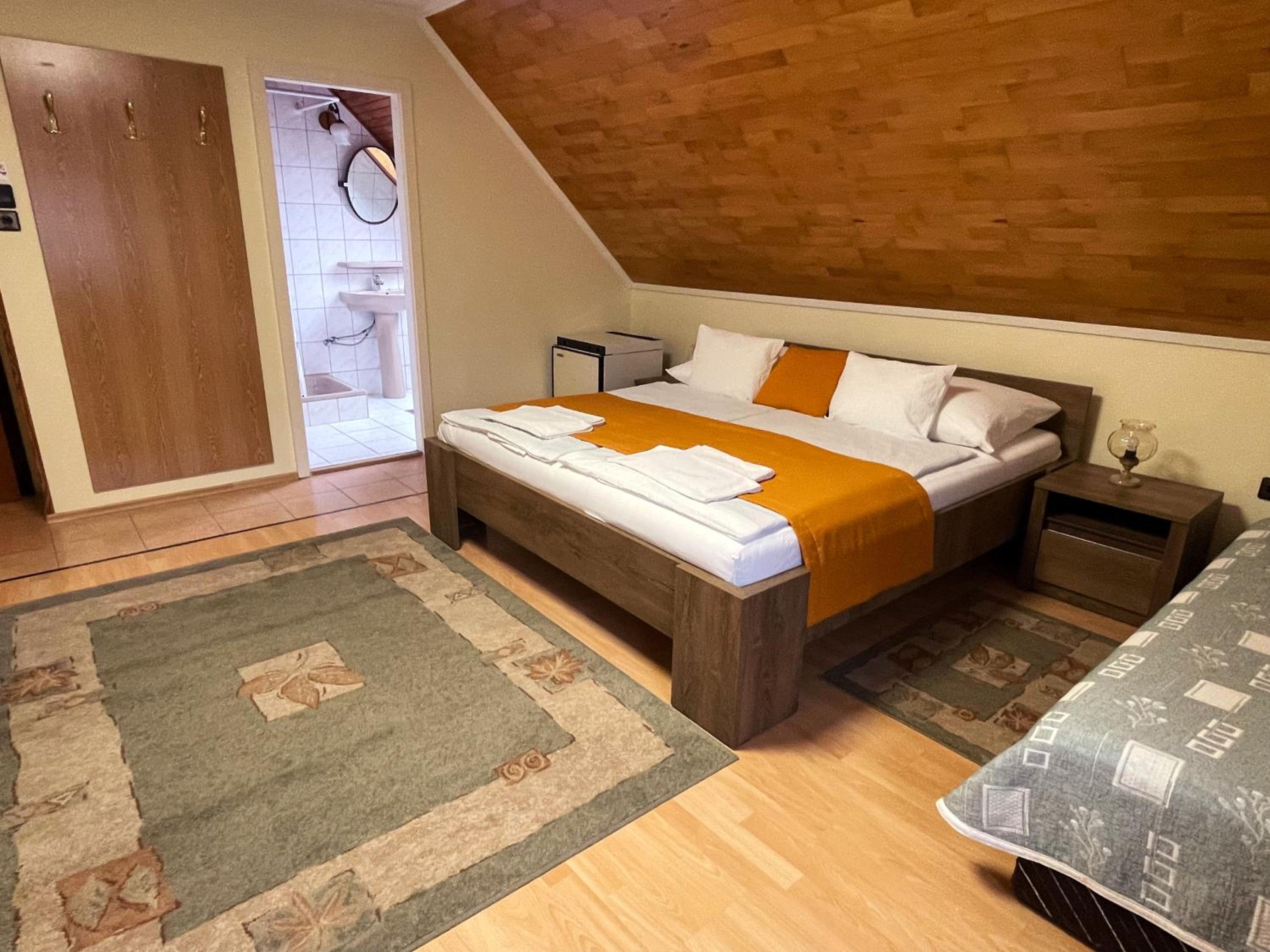 Triple Room photo 2