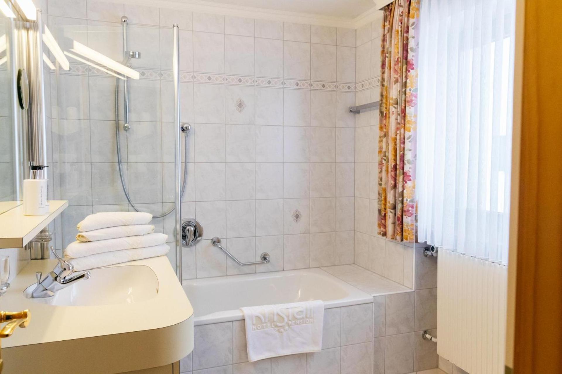 Comfort Double or Twin Room, photo 7