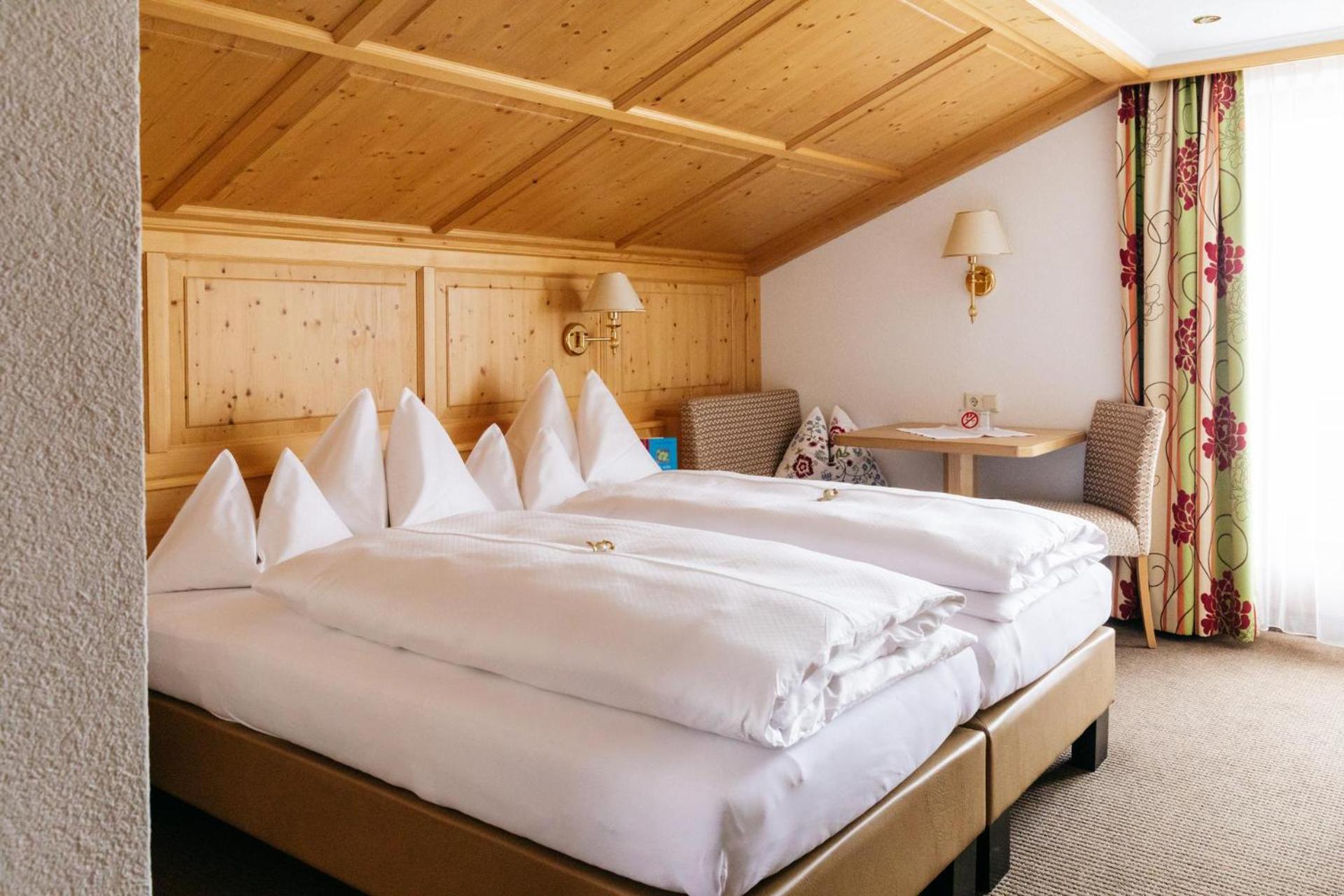 Classic Double Room