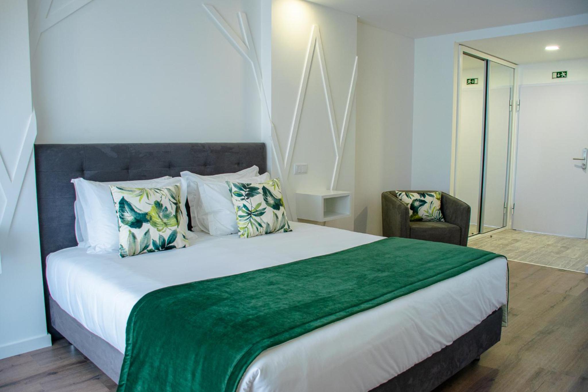 Deluxe Double Room with Castle View