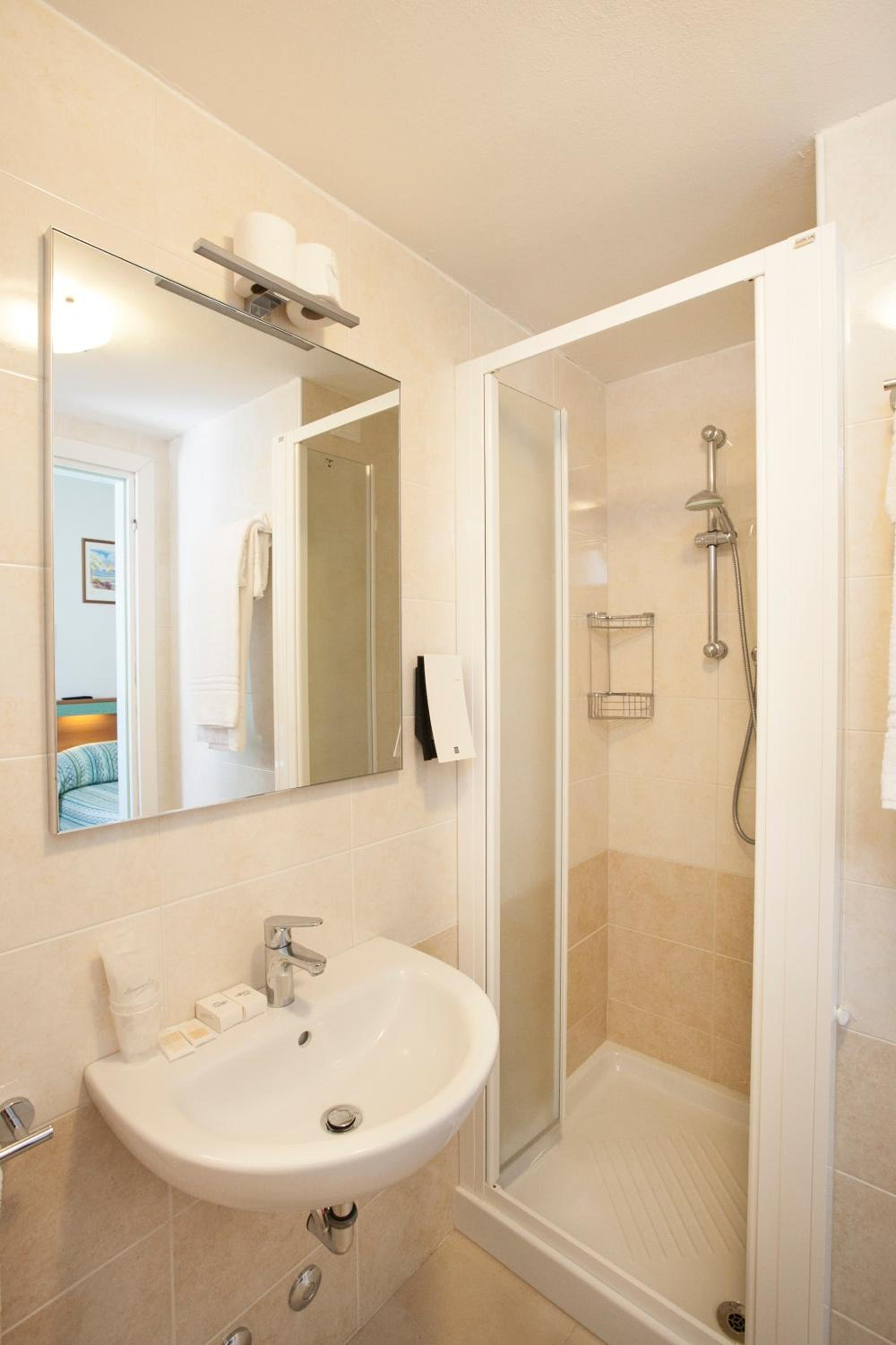 Double or Twin Room with Side Sea View