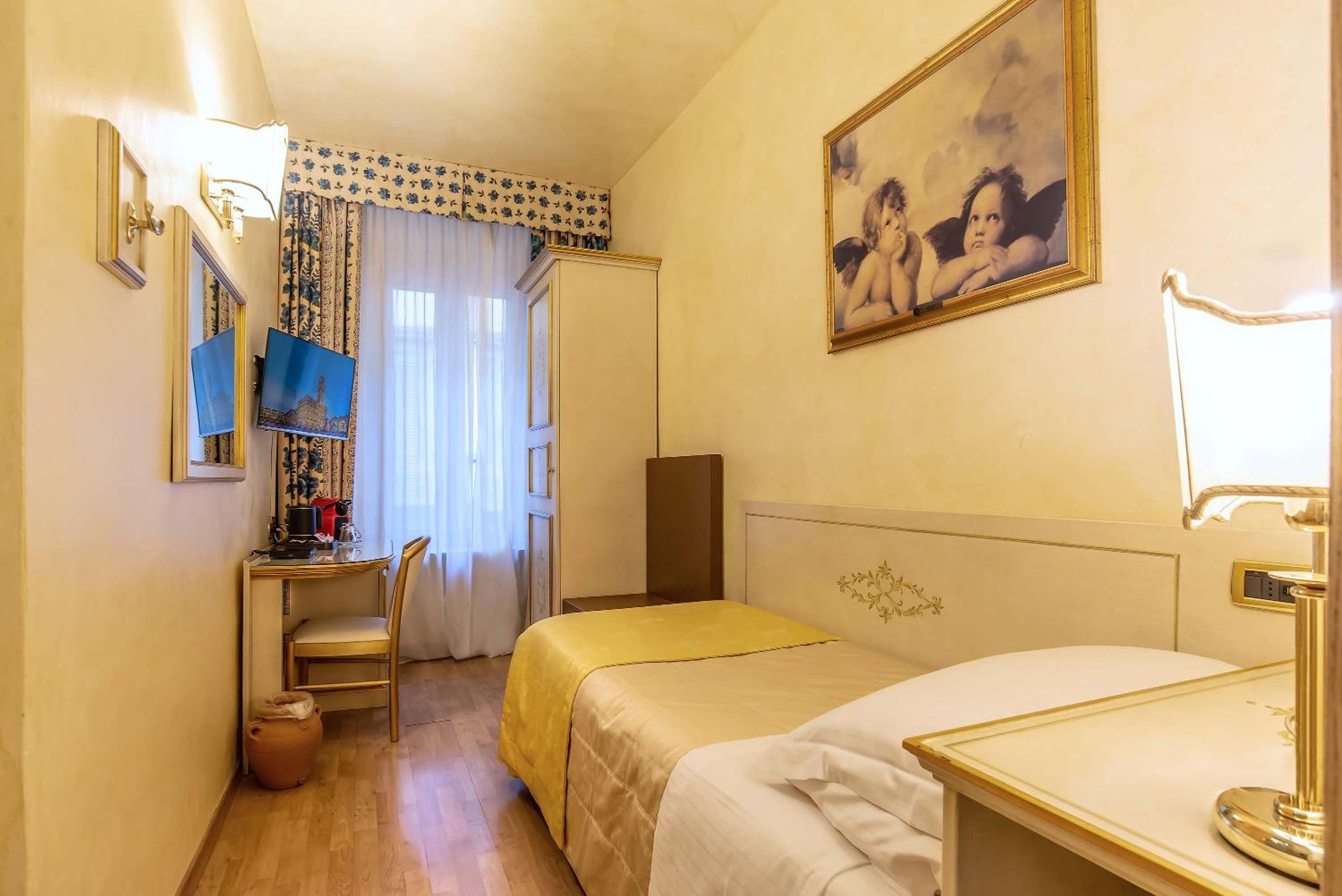 Single Room photo 1