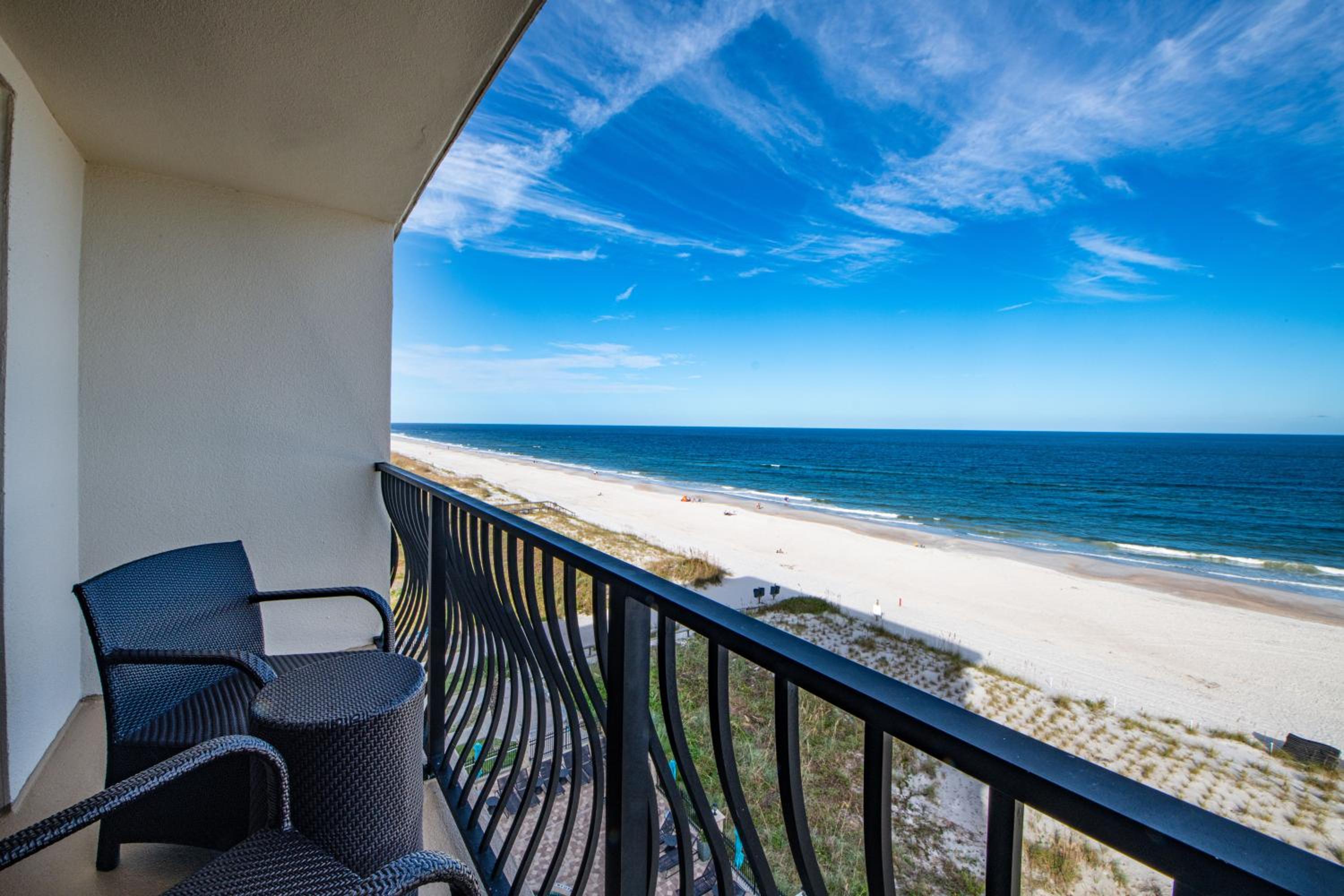 Oceanfront King Balcony - Photo 8