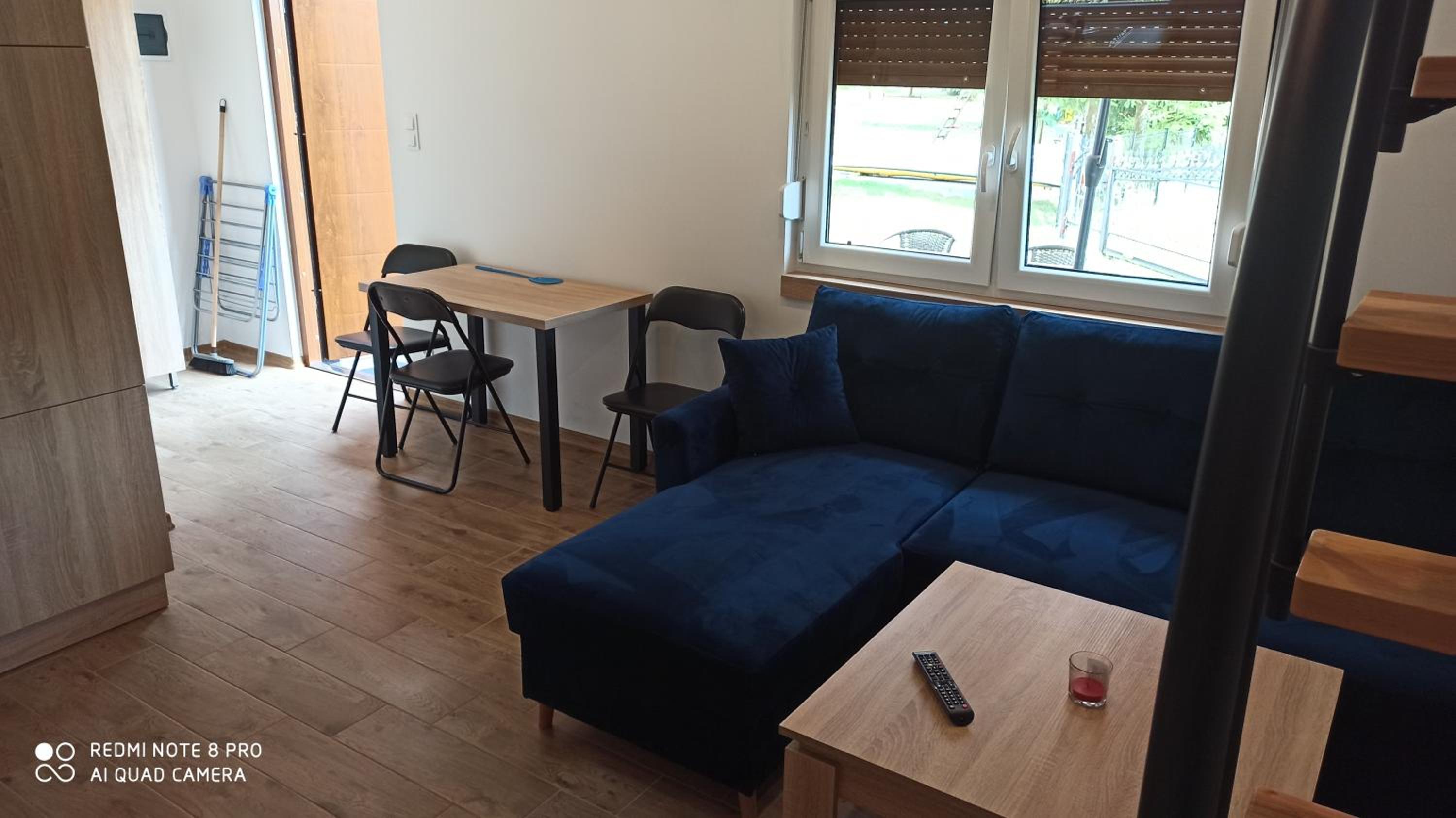 One-Bedroom House photo 1