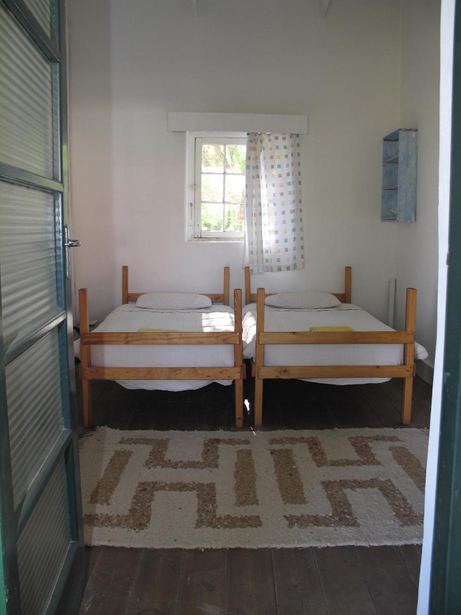 Budget Twin Room - Photo 1
