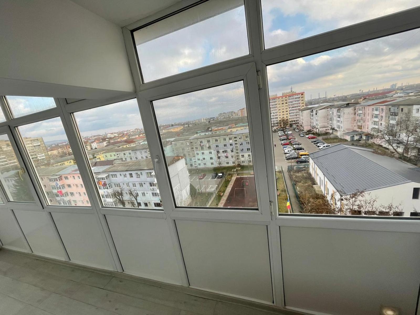 One-Bedroom Apartment - Photo 10