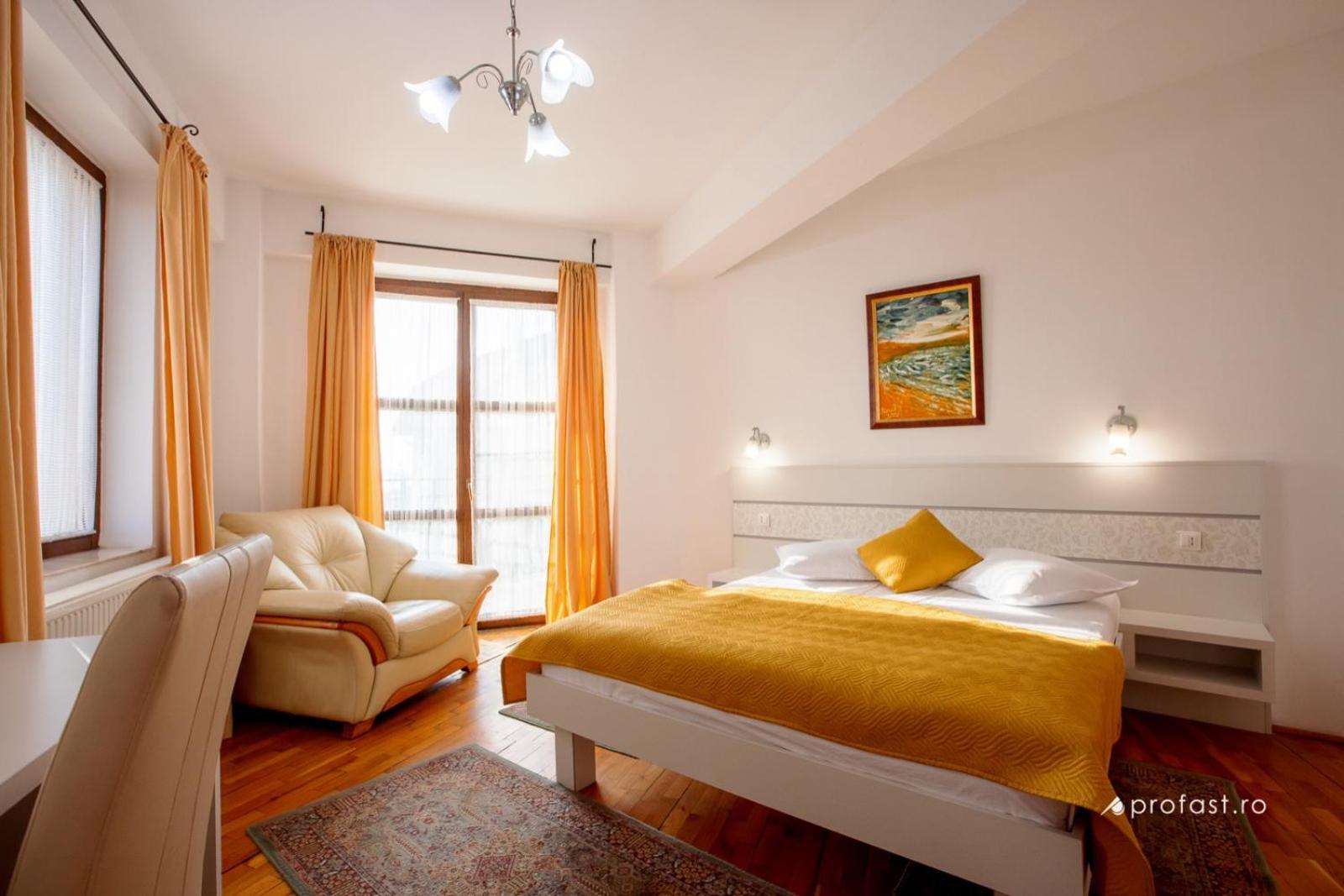 Superior King Room photo 3