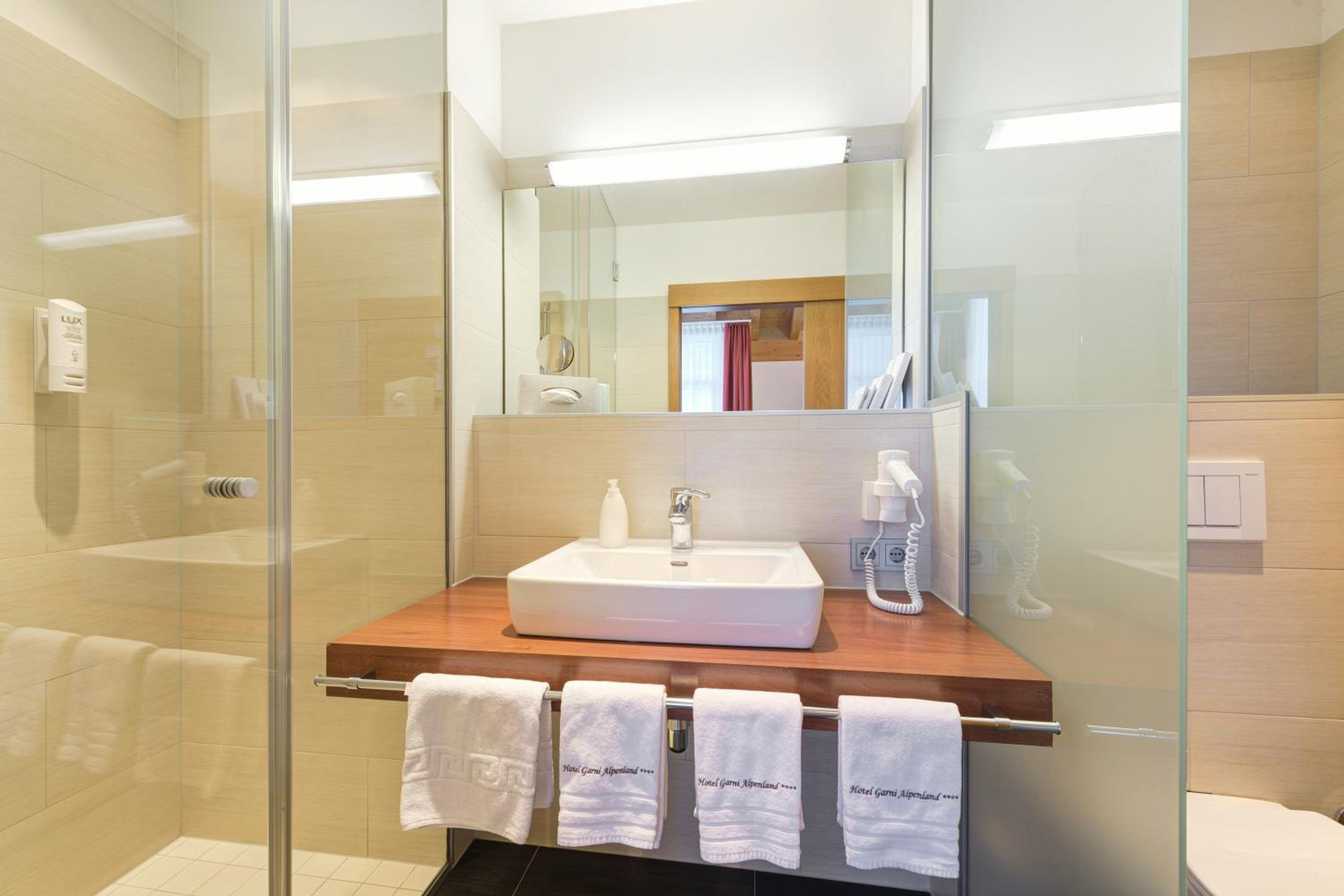 Triple Room with Balcony photo 3