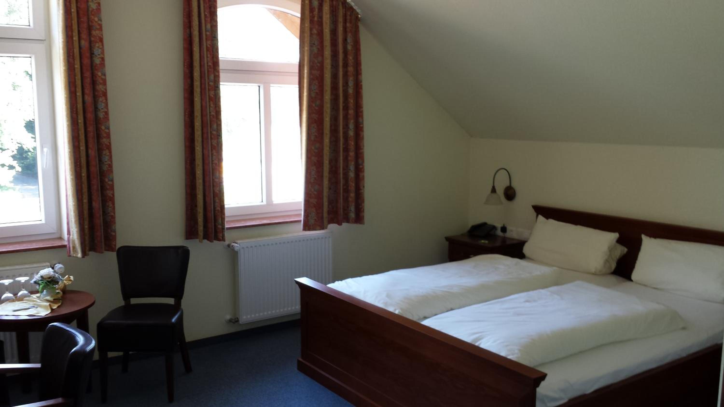 Double Room - Photo 3