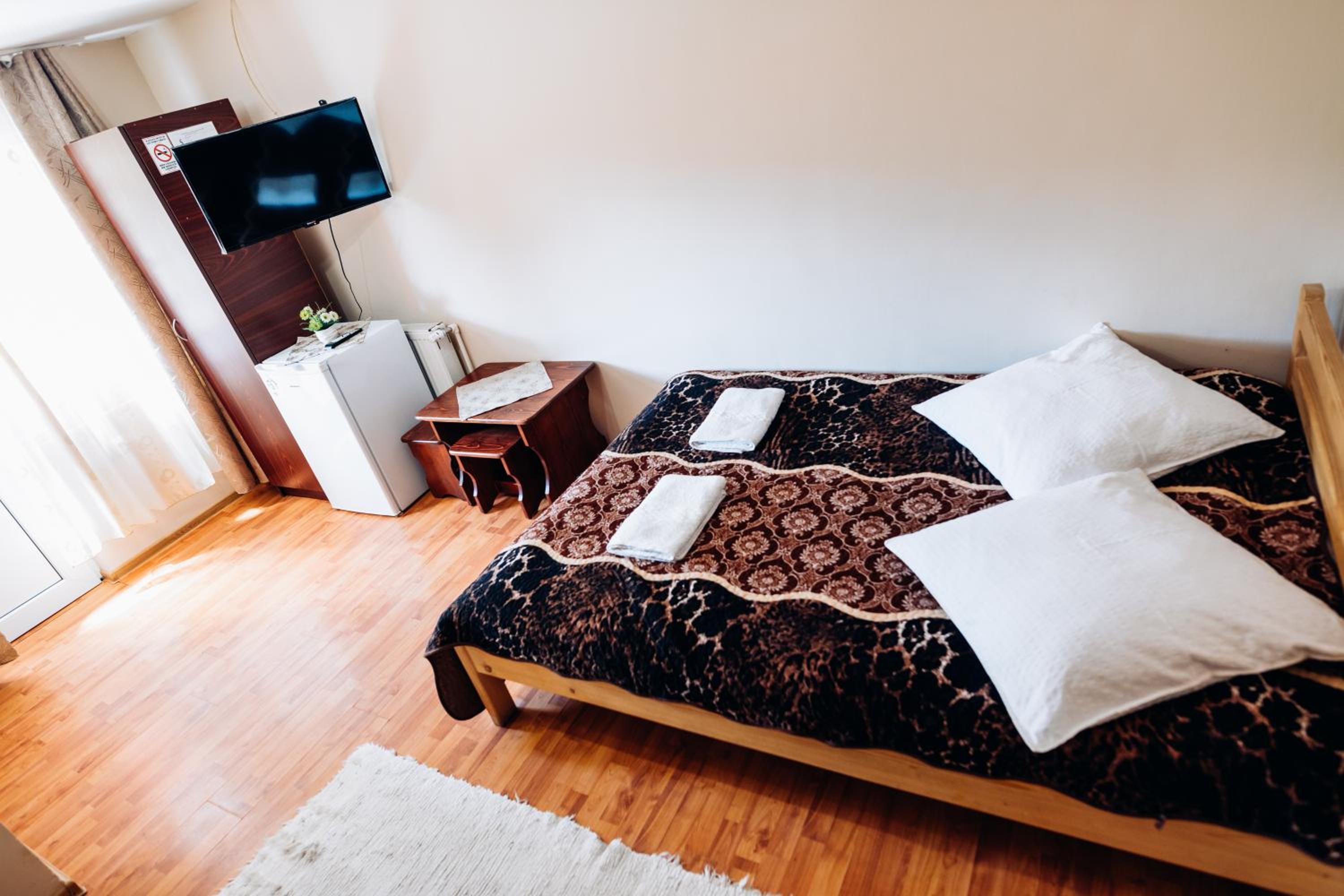 Standard Double Room with Two Double Beds photo 1