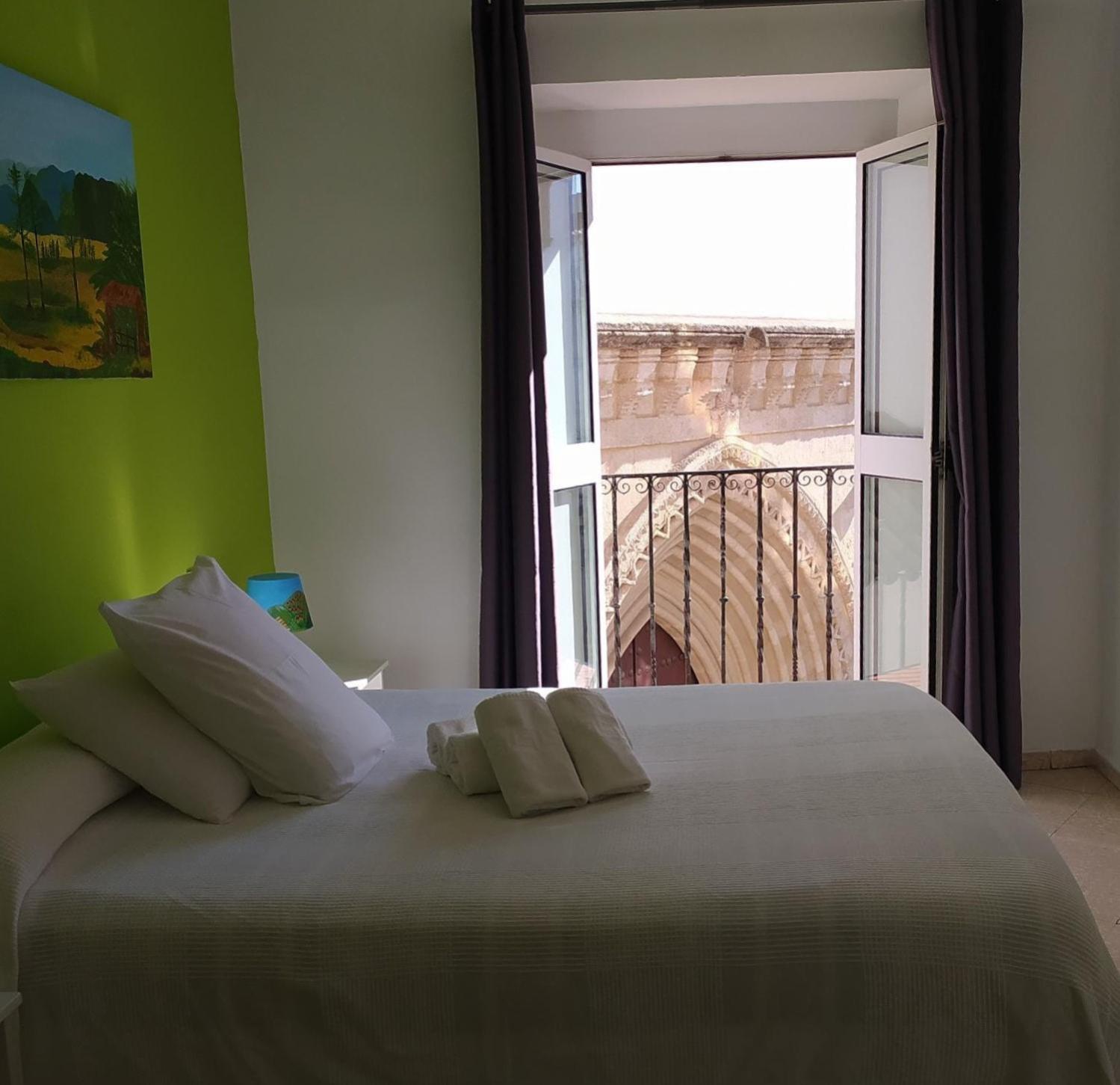 Double Room - Photo 31