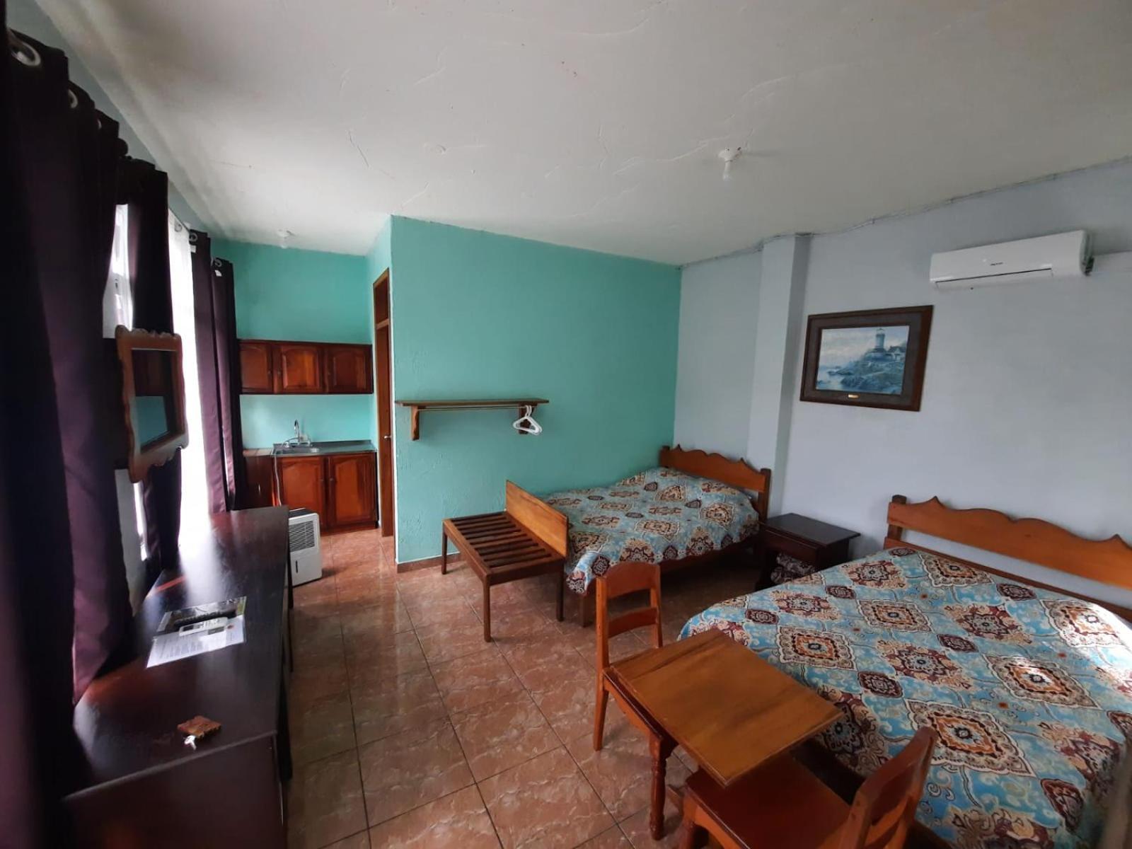 Standard Double Room with Two Double Beds photo 3