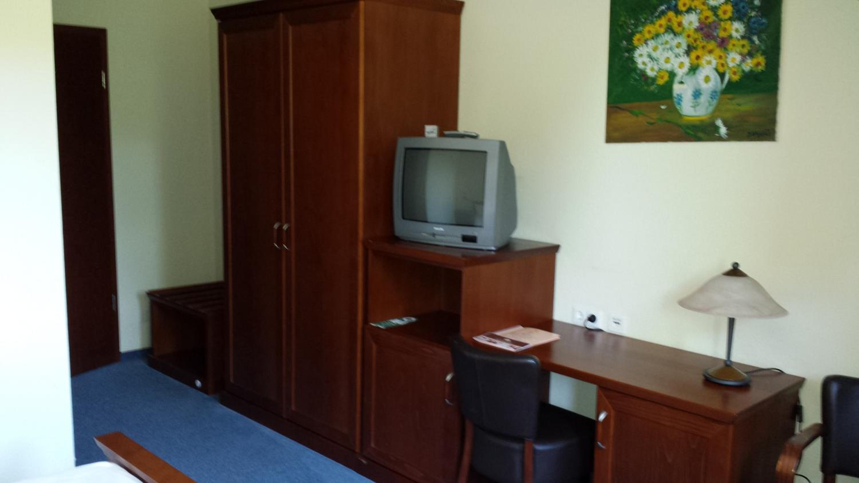 Double Room - Photo 7