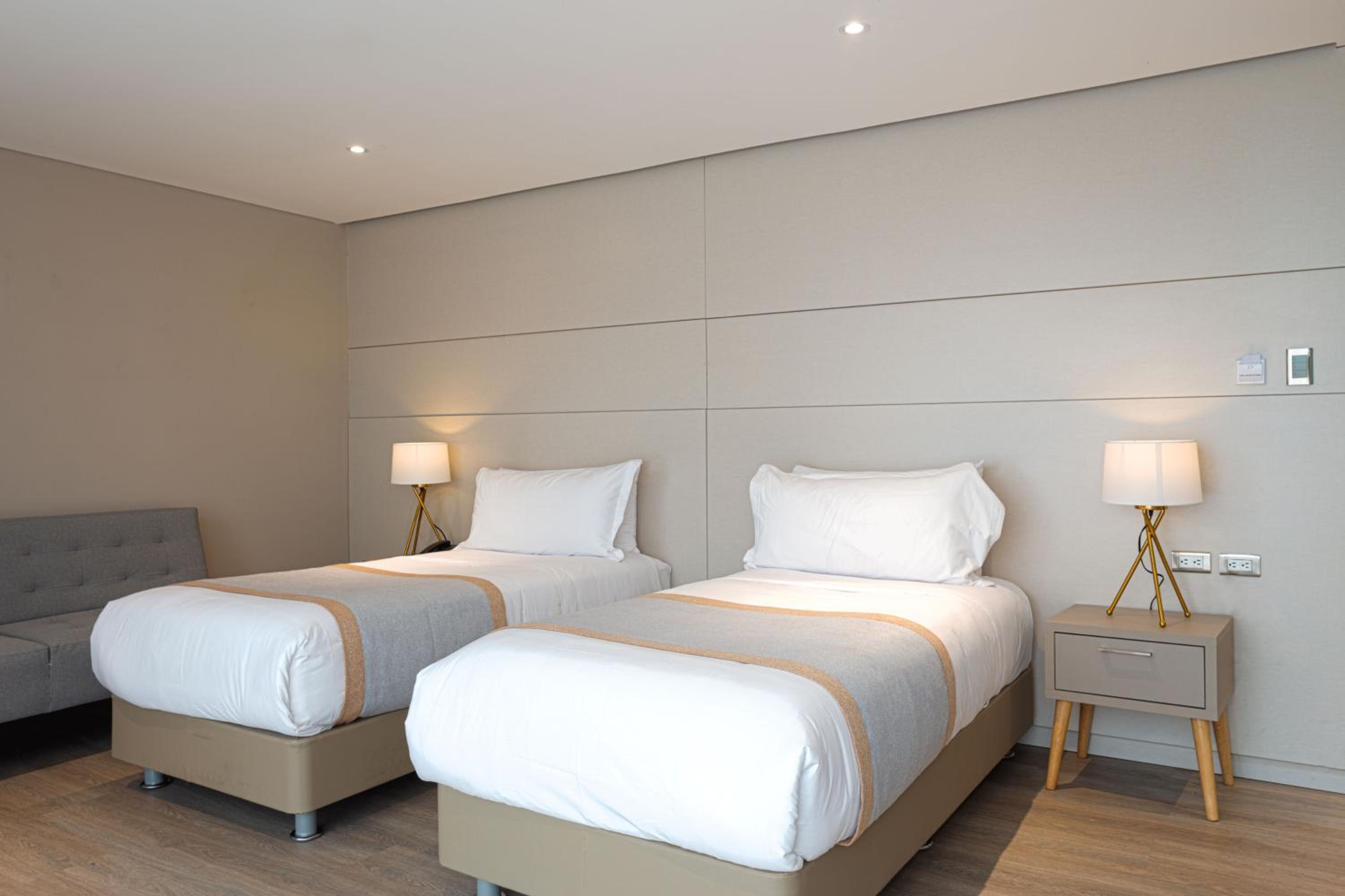 Standard Twin Room with Sofa photo 1