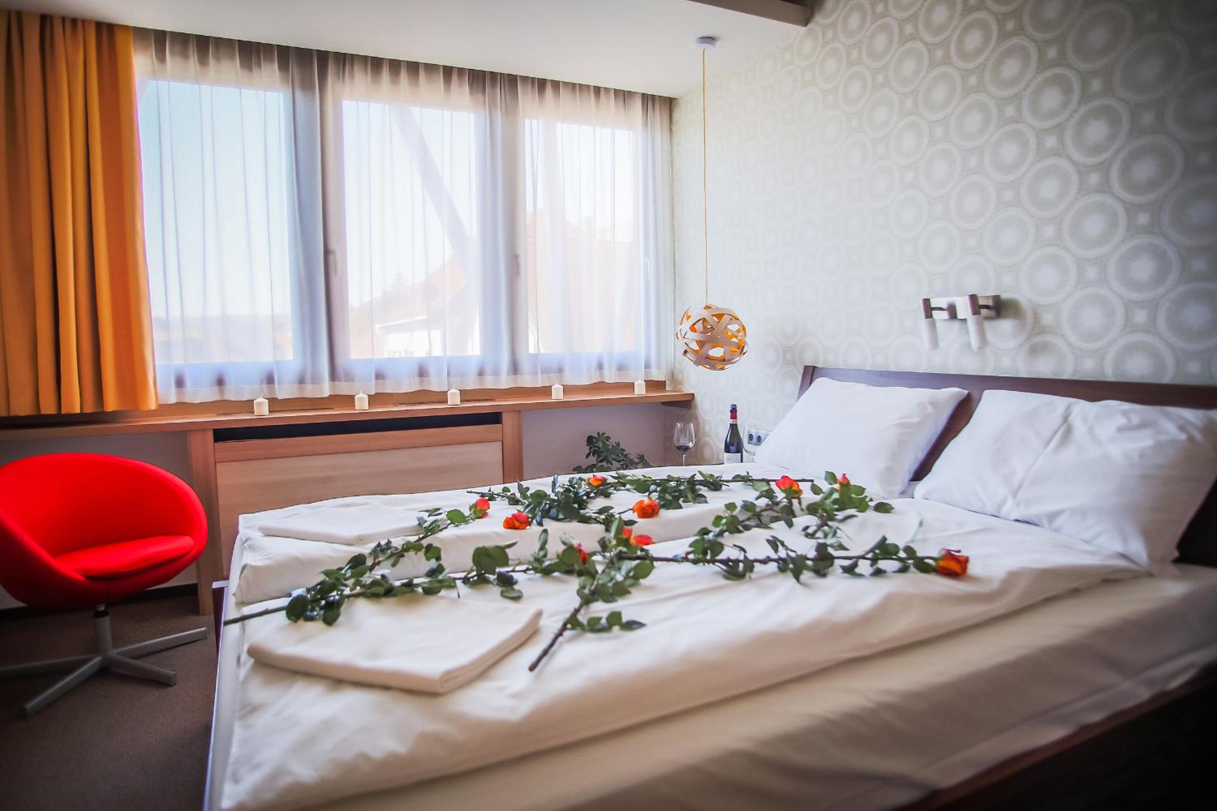 Double Room - Photo 3
