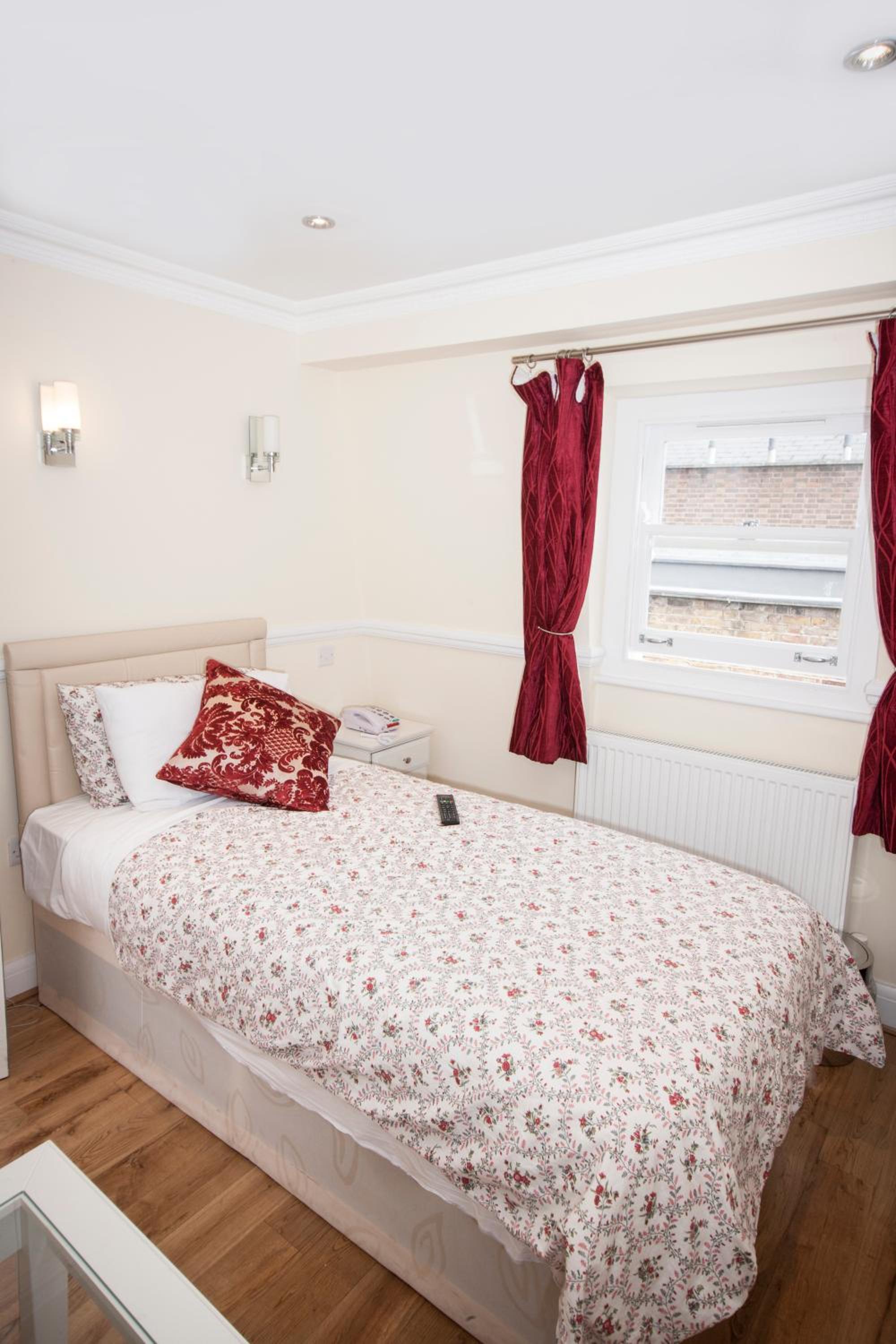 Standard Single Room photo 1