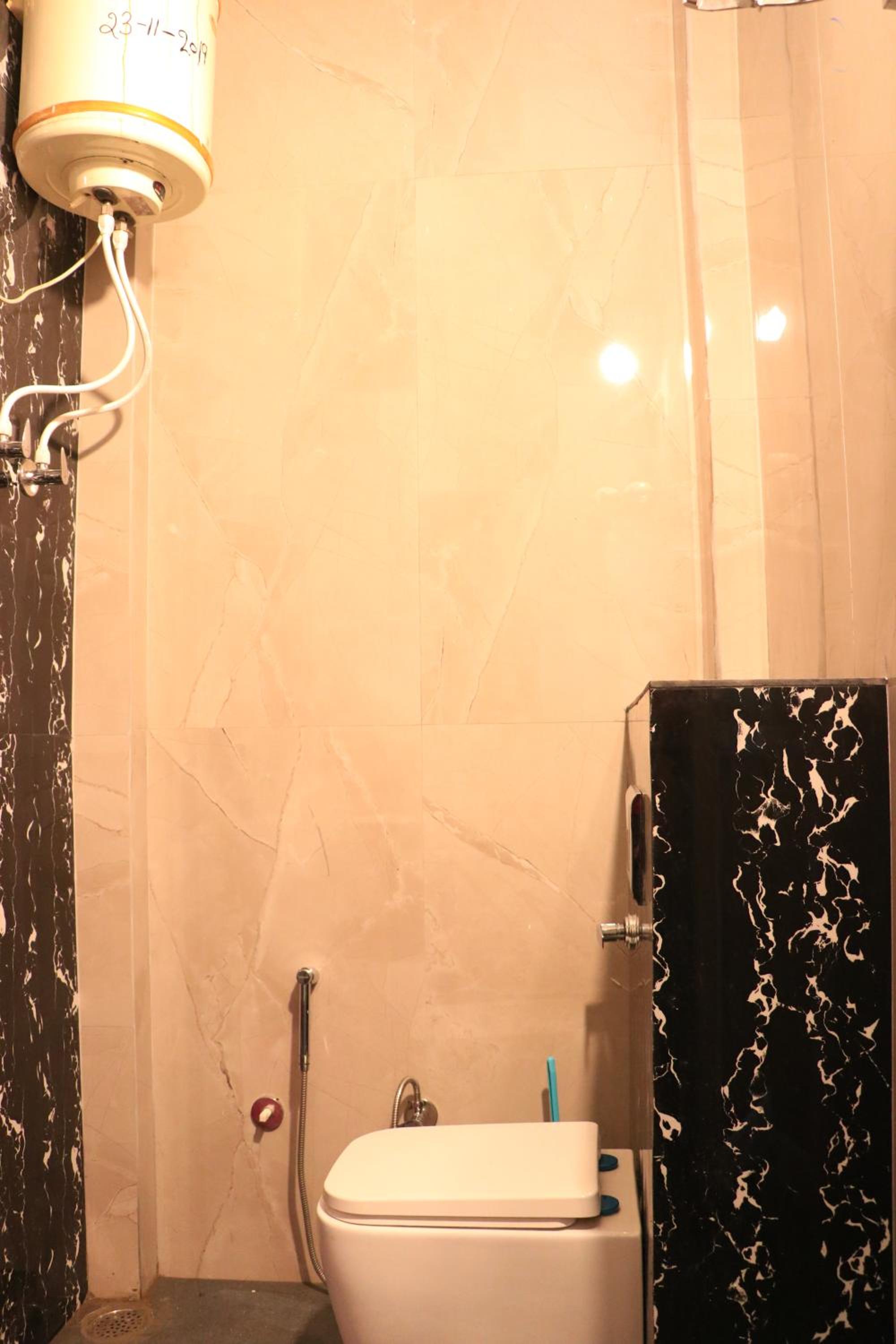 Standard Double Room with Fan photo 1
