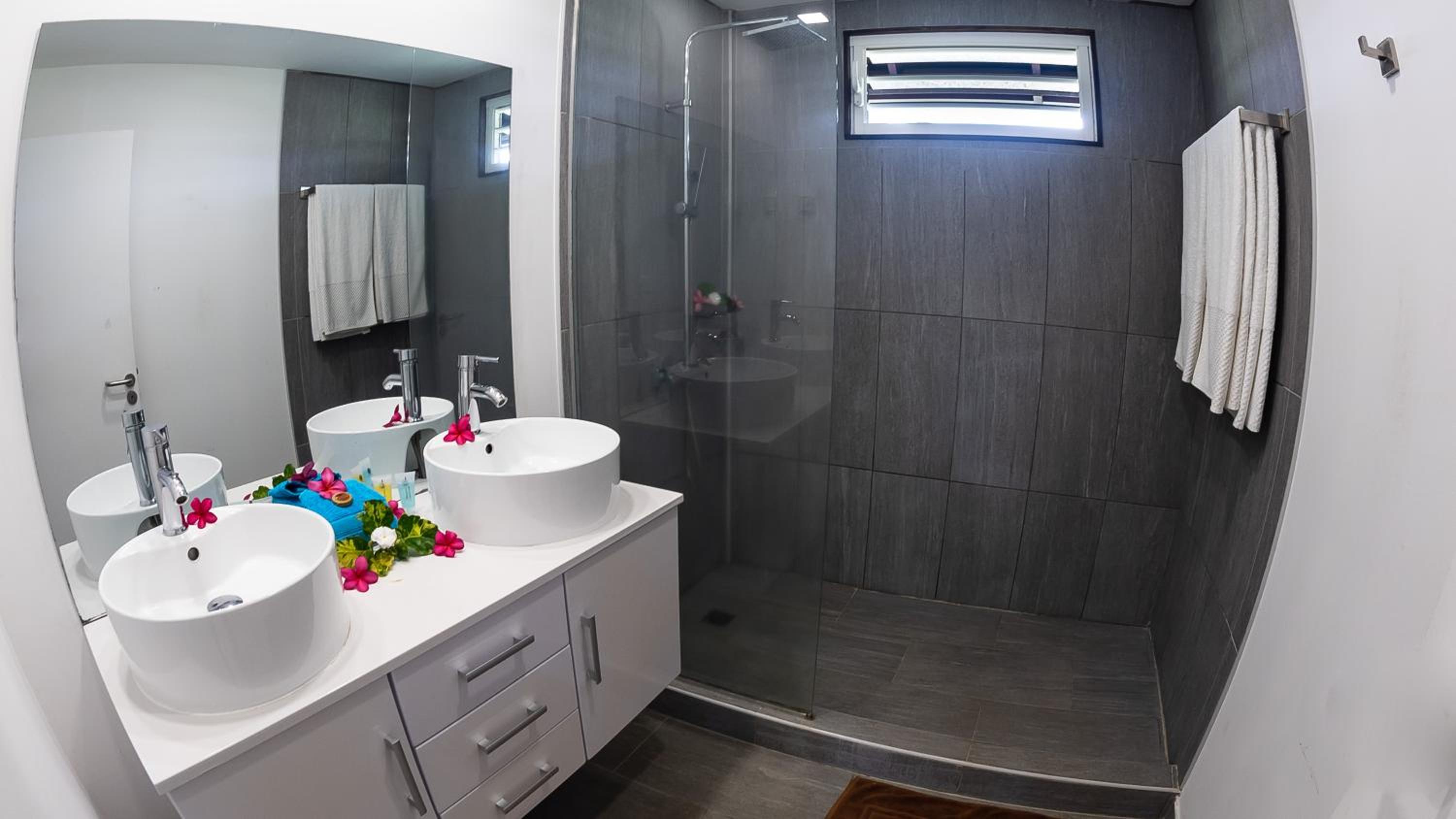 First Floor Suite photo 2