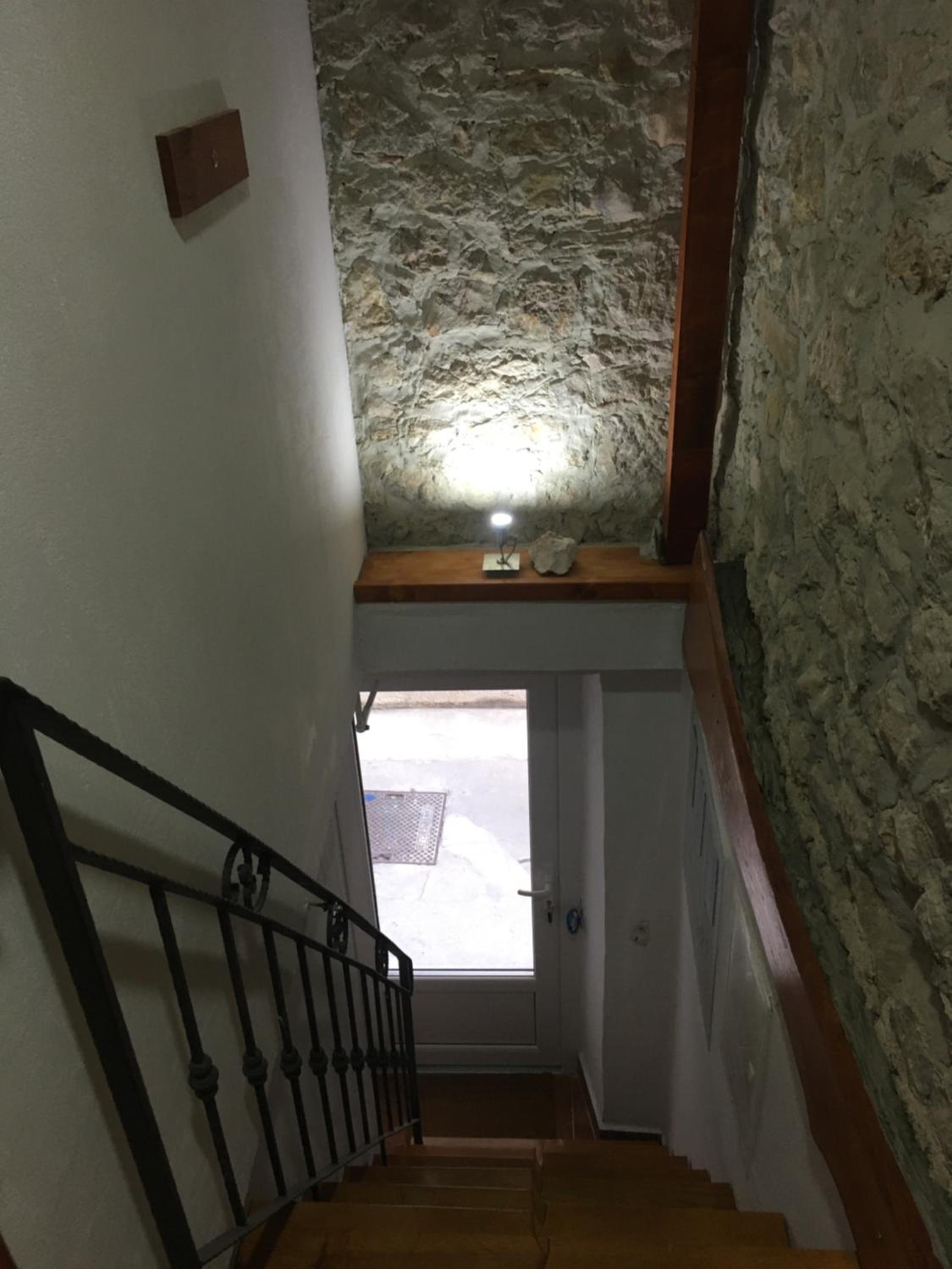 One-Bedroom Apartment - Photo 23