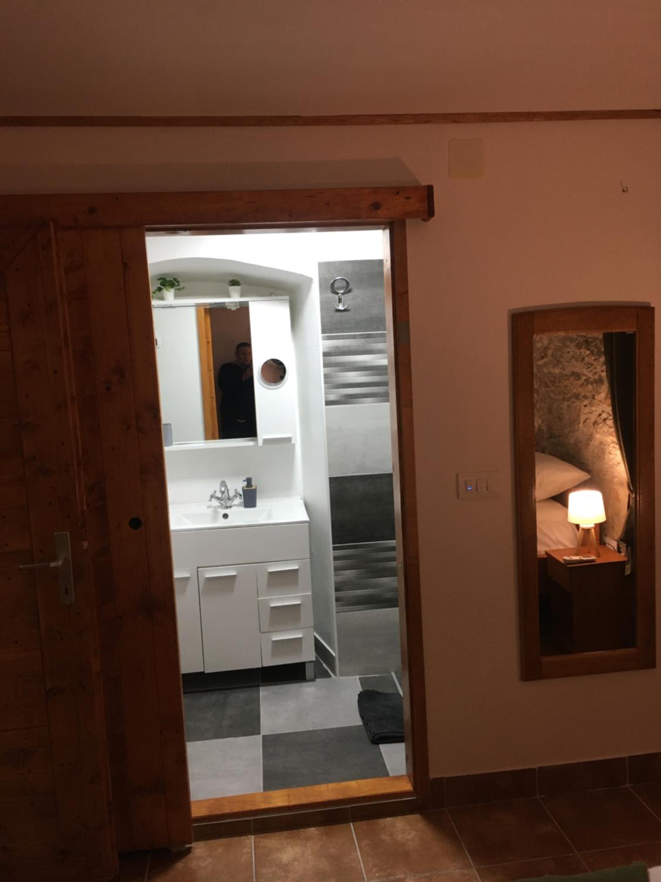 One-Bedroom Apartment - Photo 25