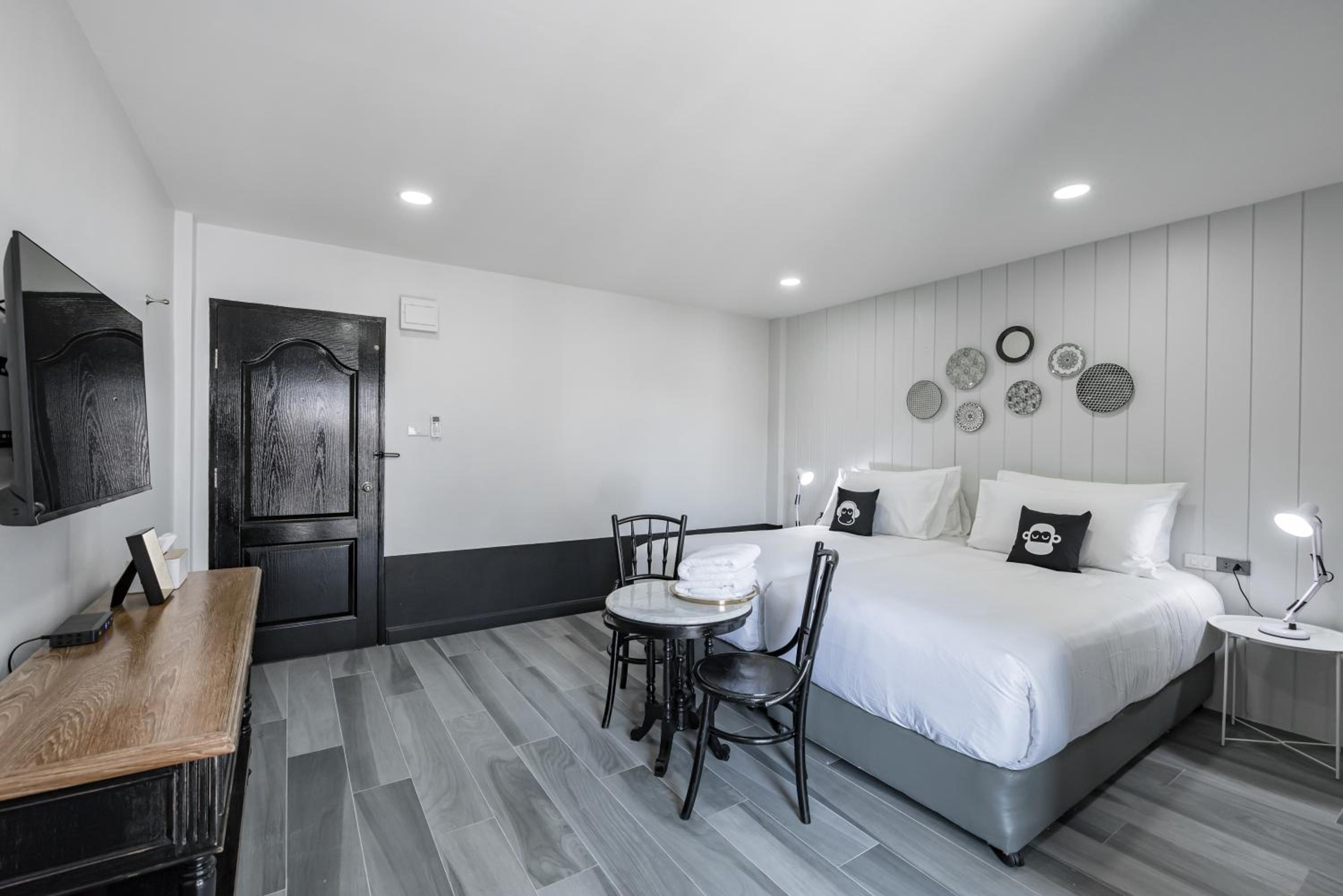 Superior Twin Room - Photo 12