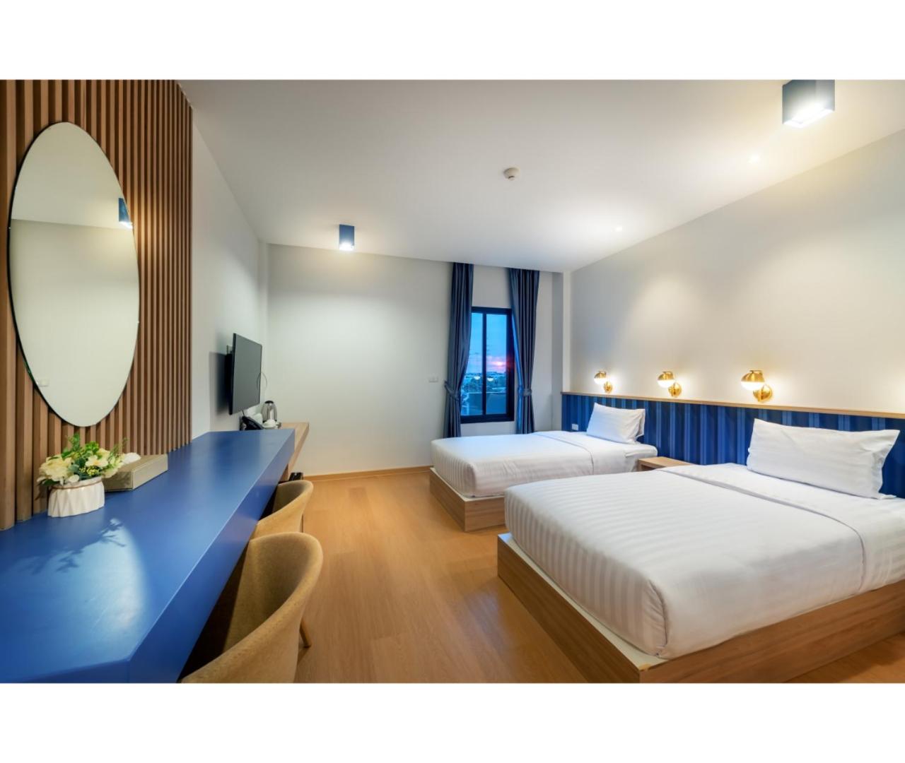 Deluxe Twin Room - Photo 6