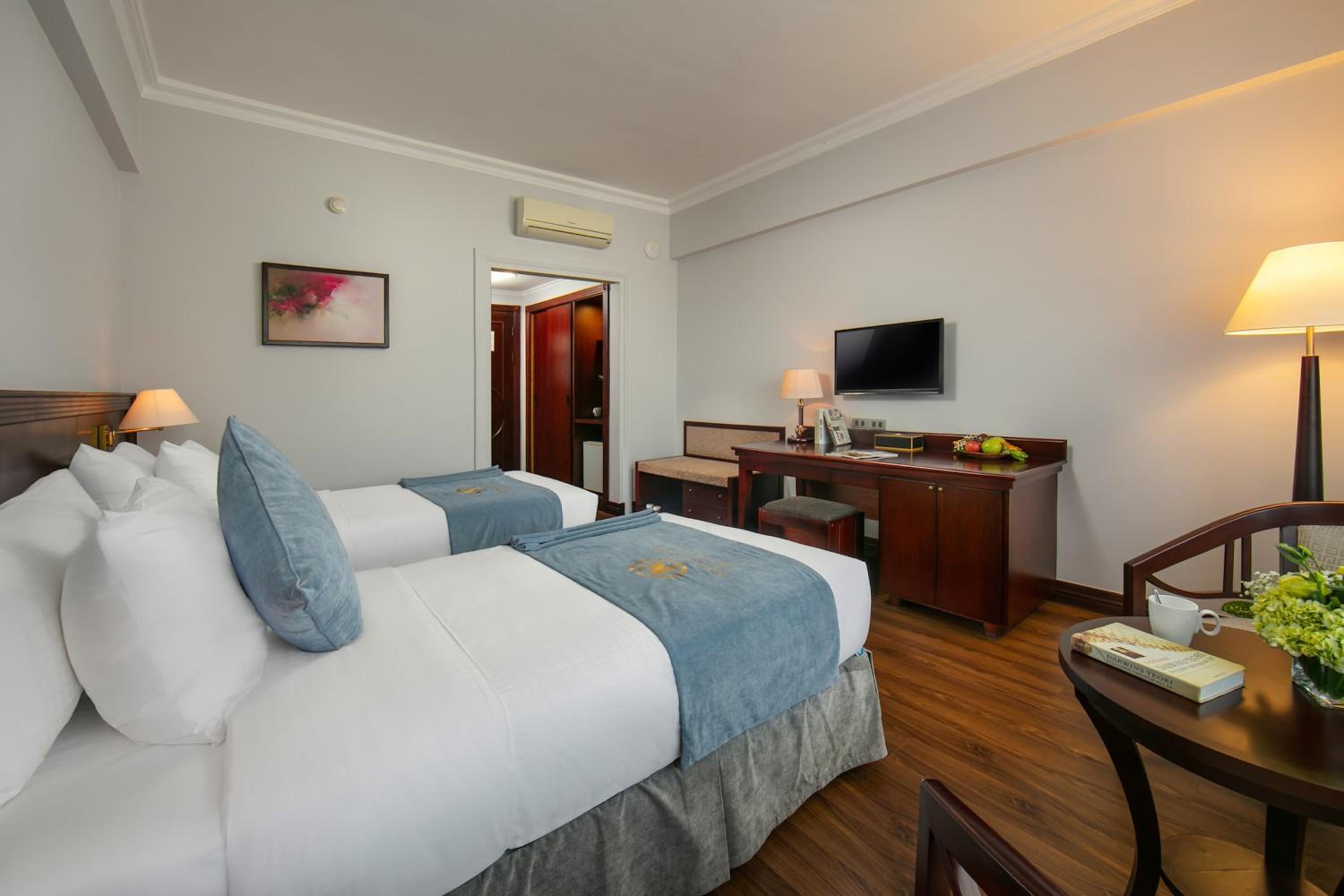 Superior Double or Twin Room - Photo 3