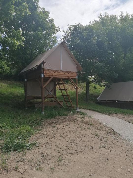 Tent photo 2