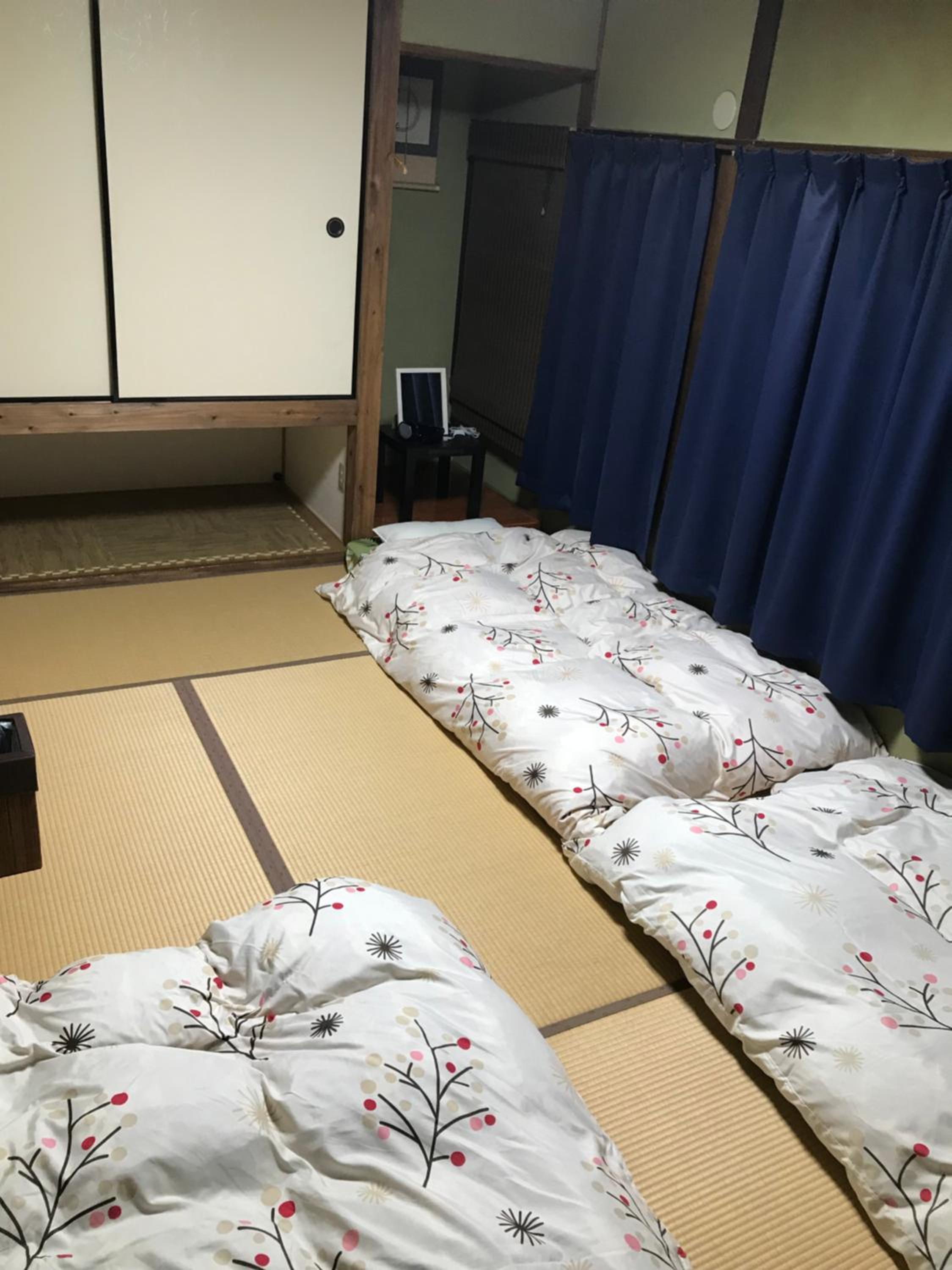 Economy Triple Room with Shared Bathroom photo 1
