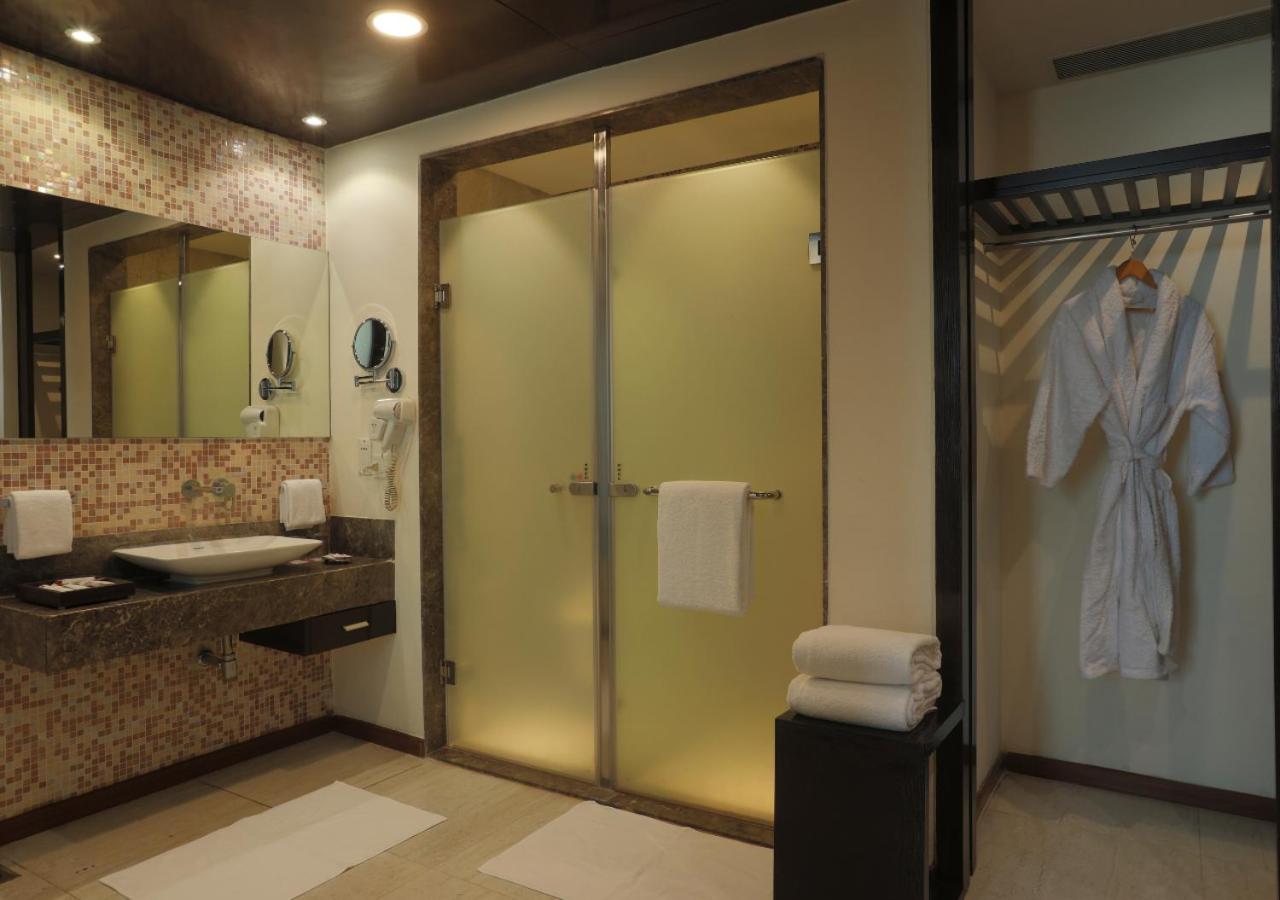Deluxe Suite photo 3