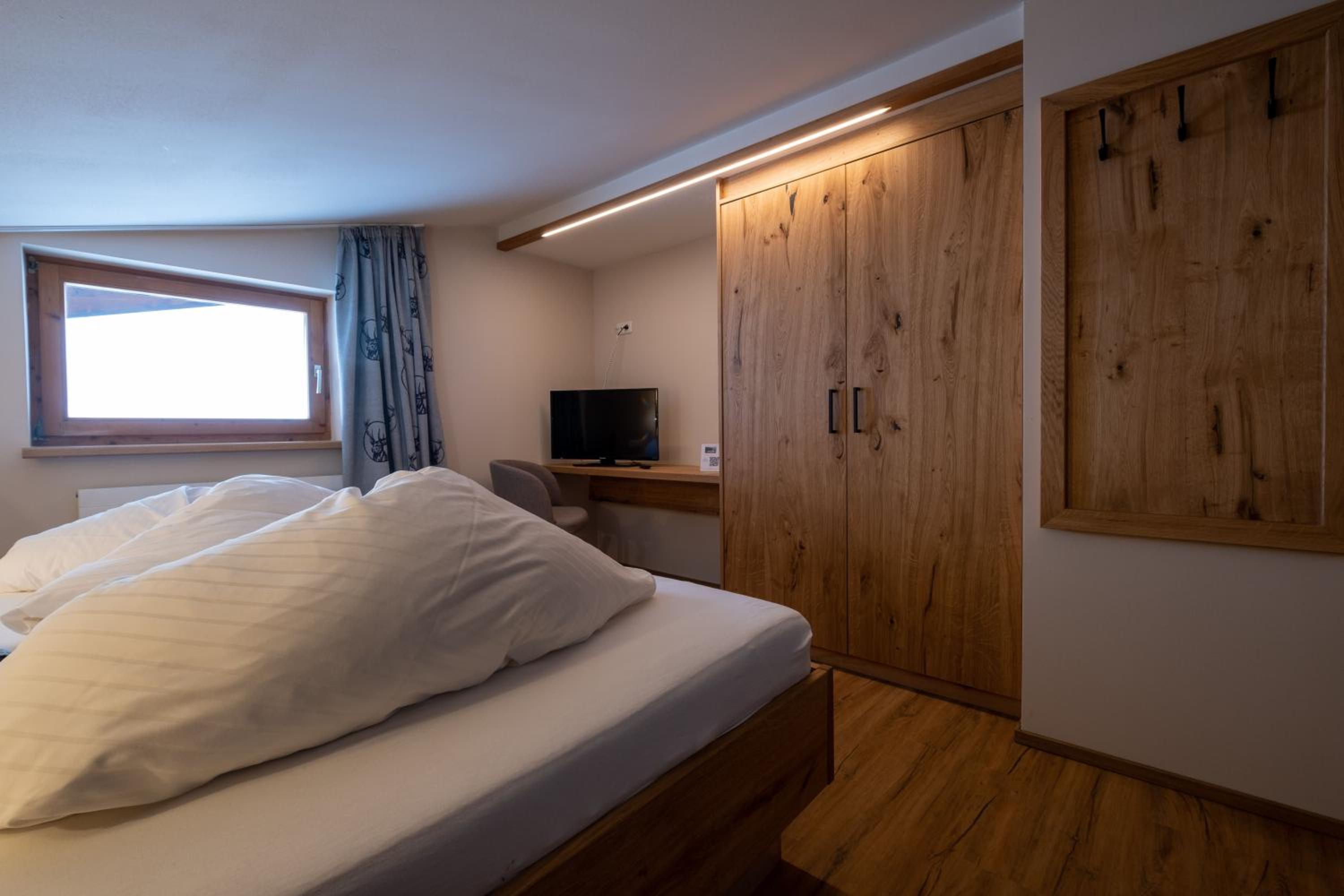 Budget Double Room photo 1